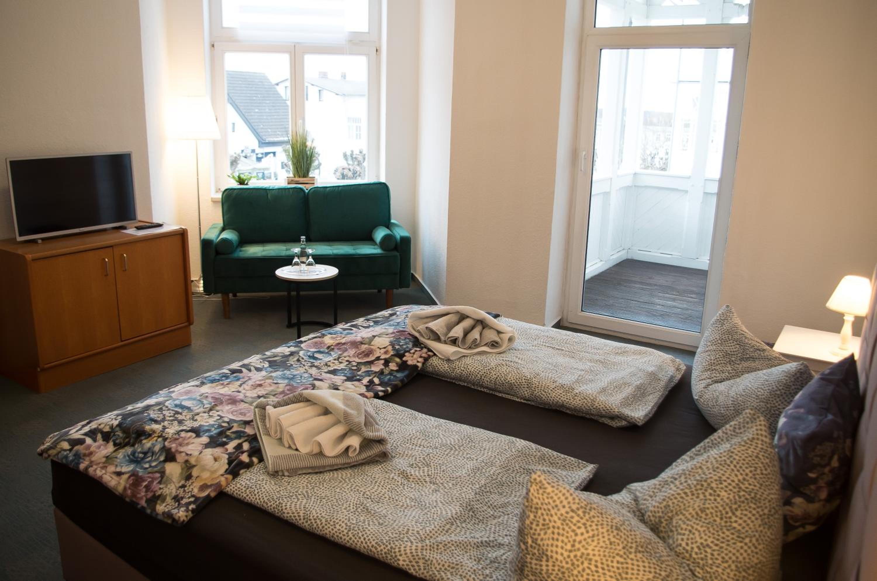Double Room with Balcony photo 2