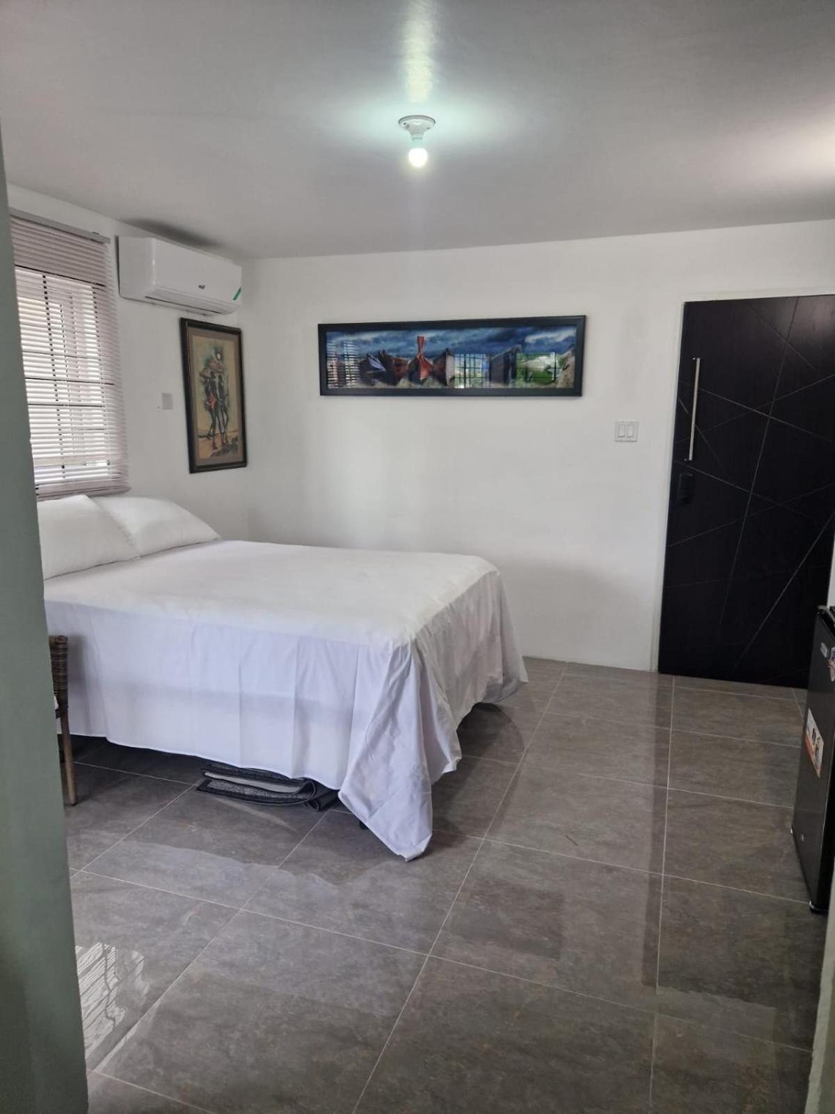 Deluxe Double Room with Shower