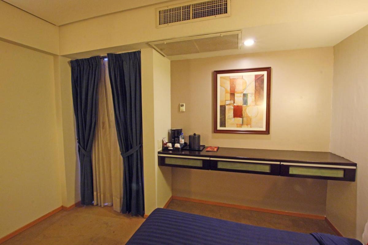 Twin Room - Photo 4
