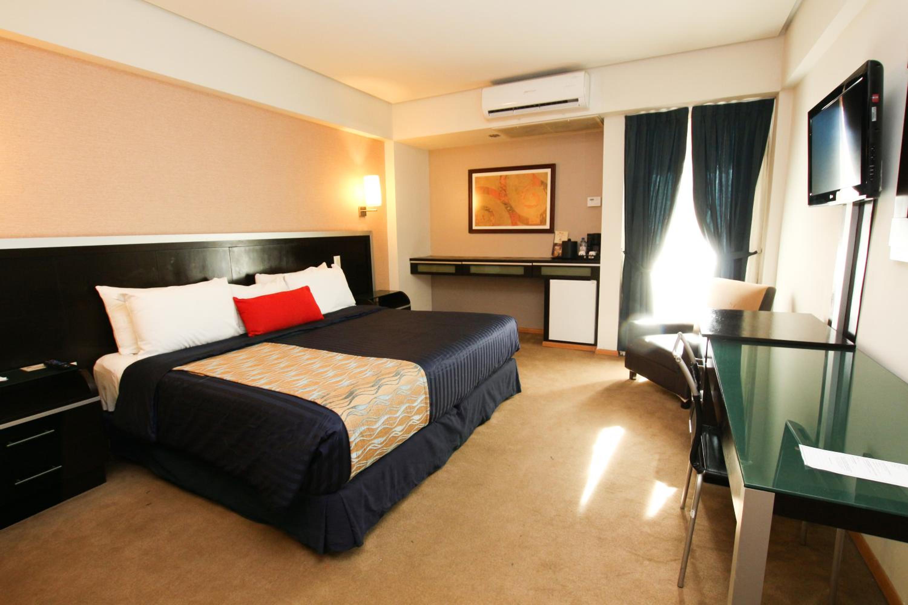 Superior King Room - Photo 1