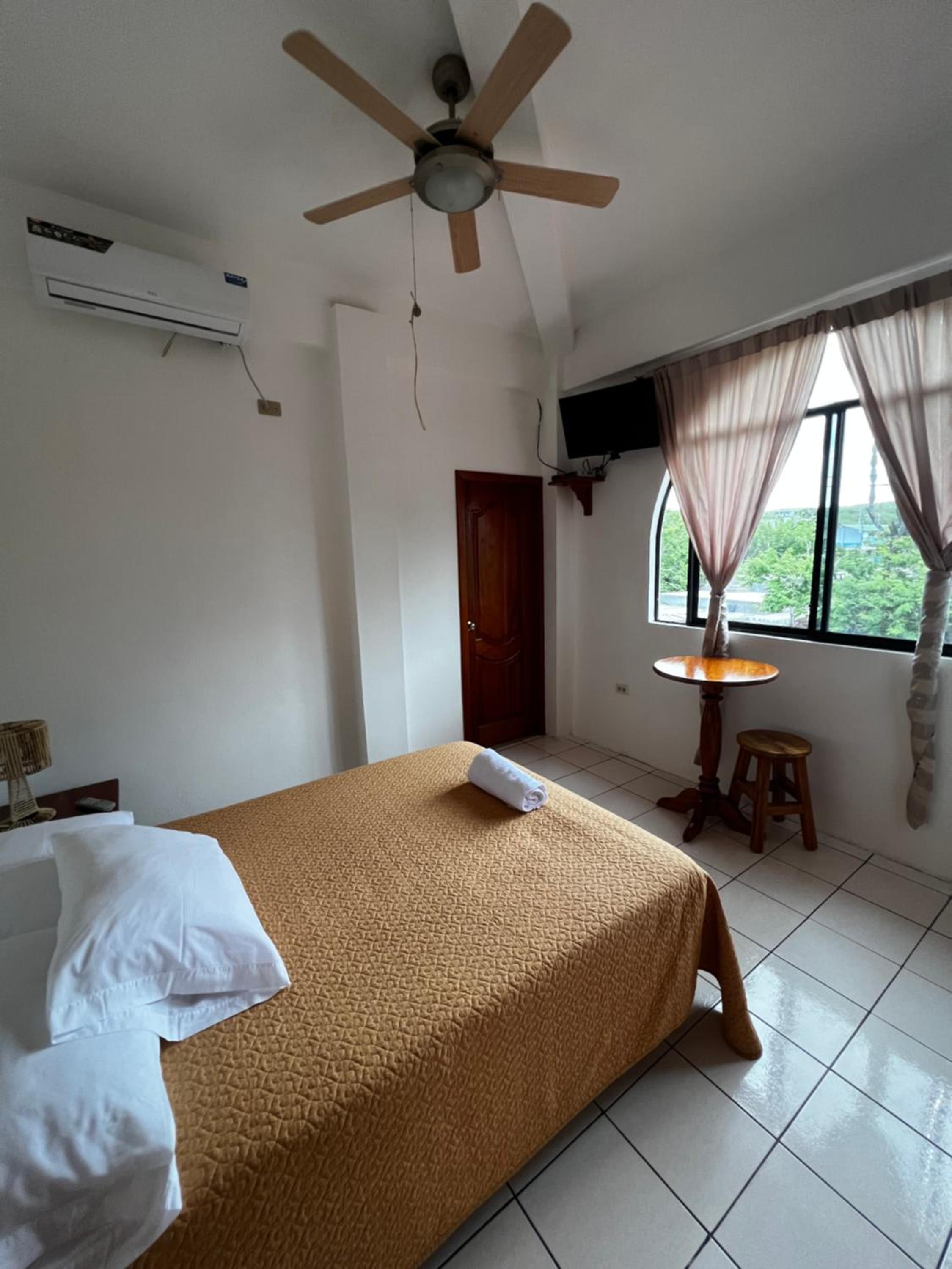 Standard Single Room photo 2