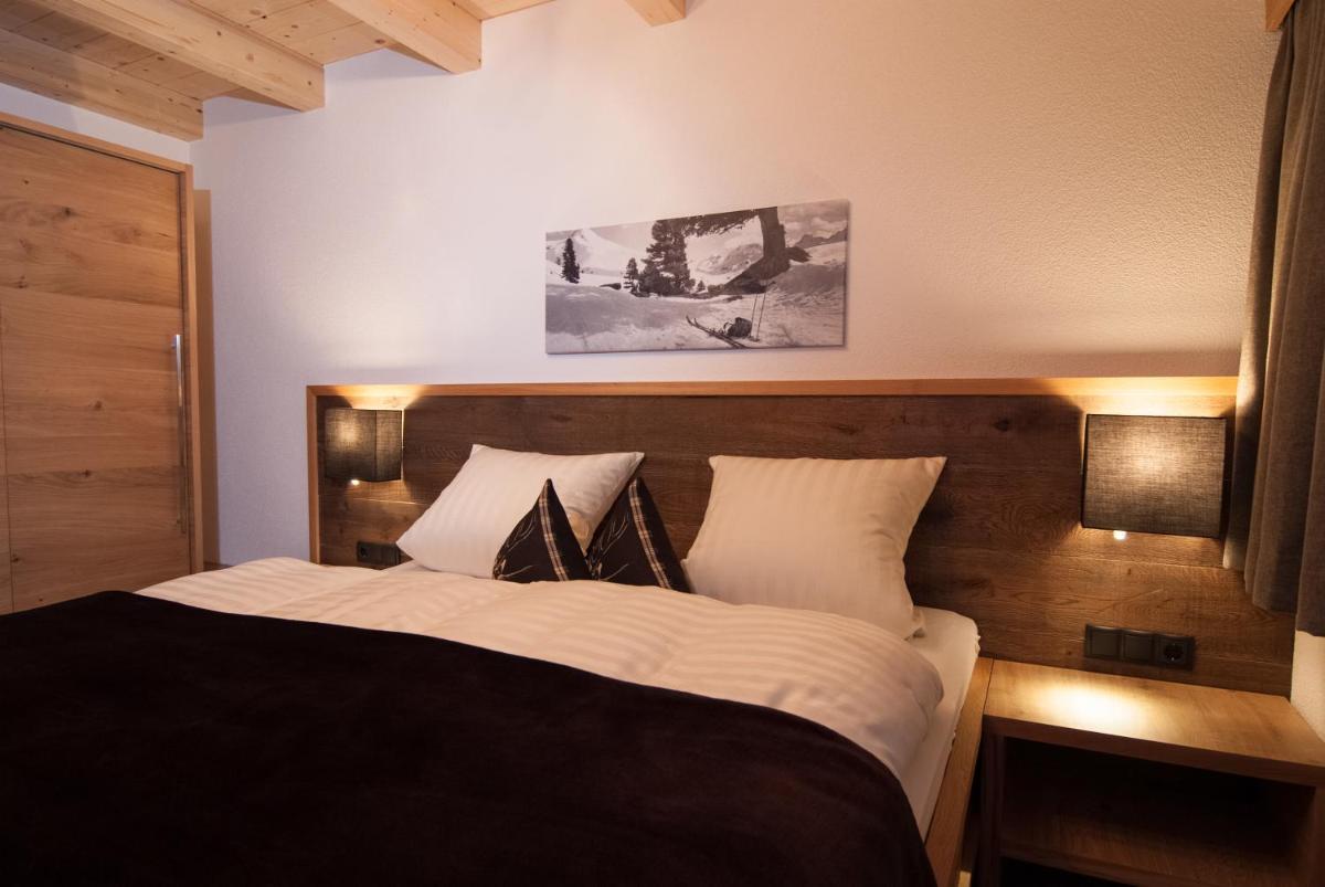Two-Bedroom Apartment with Large Balcony photo 3