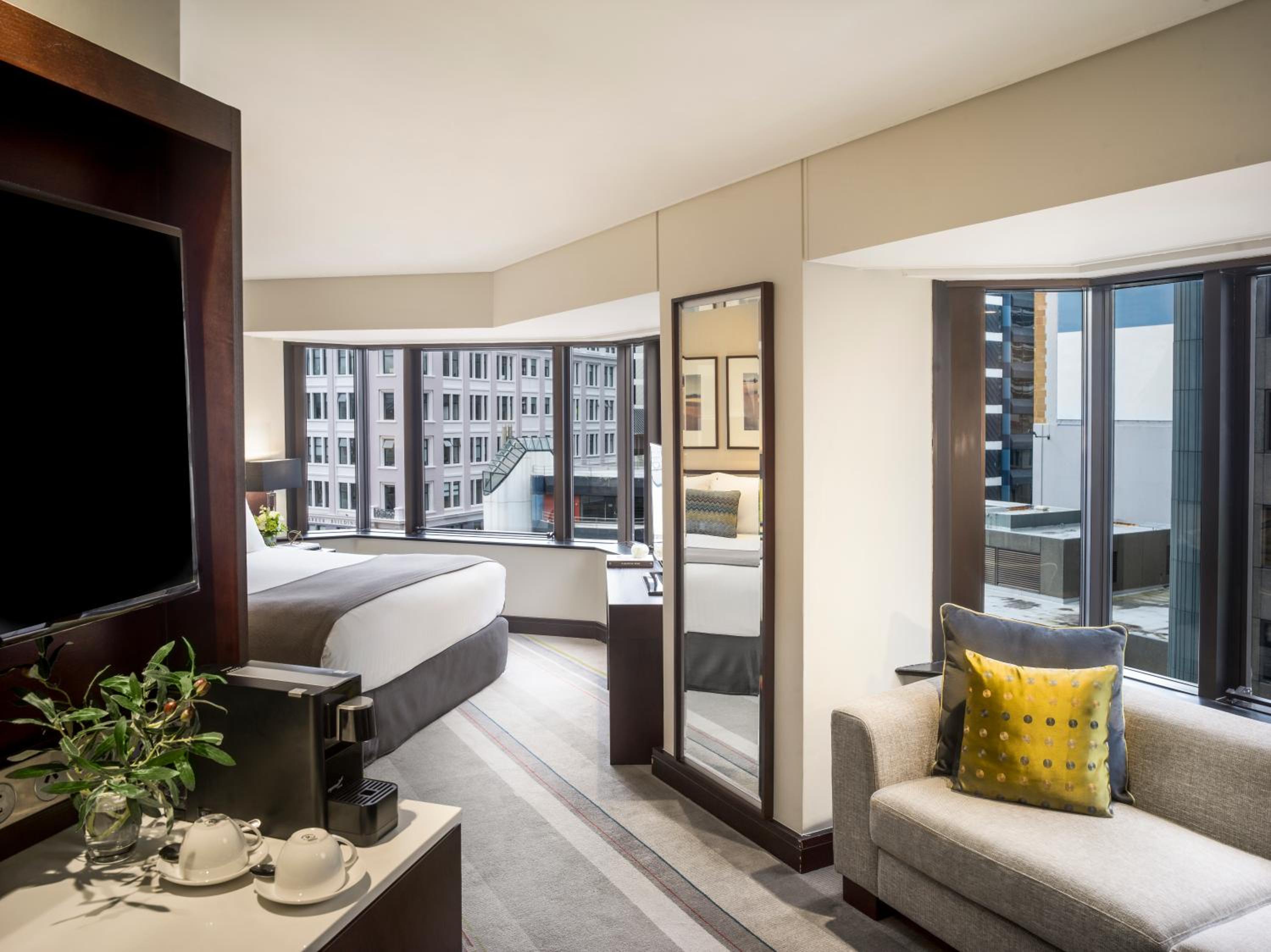 Junior King Suite