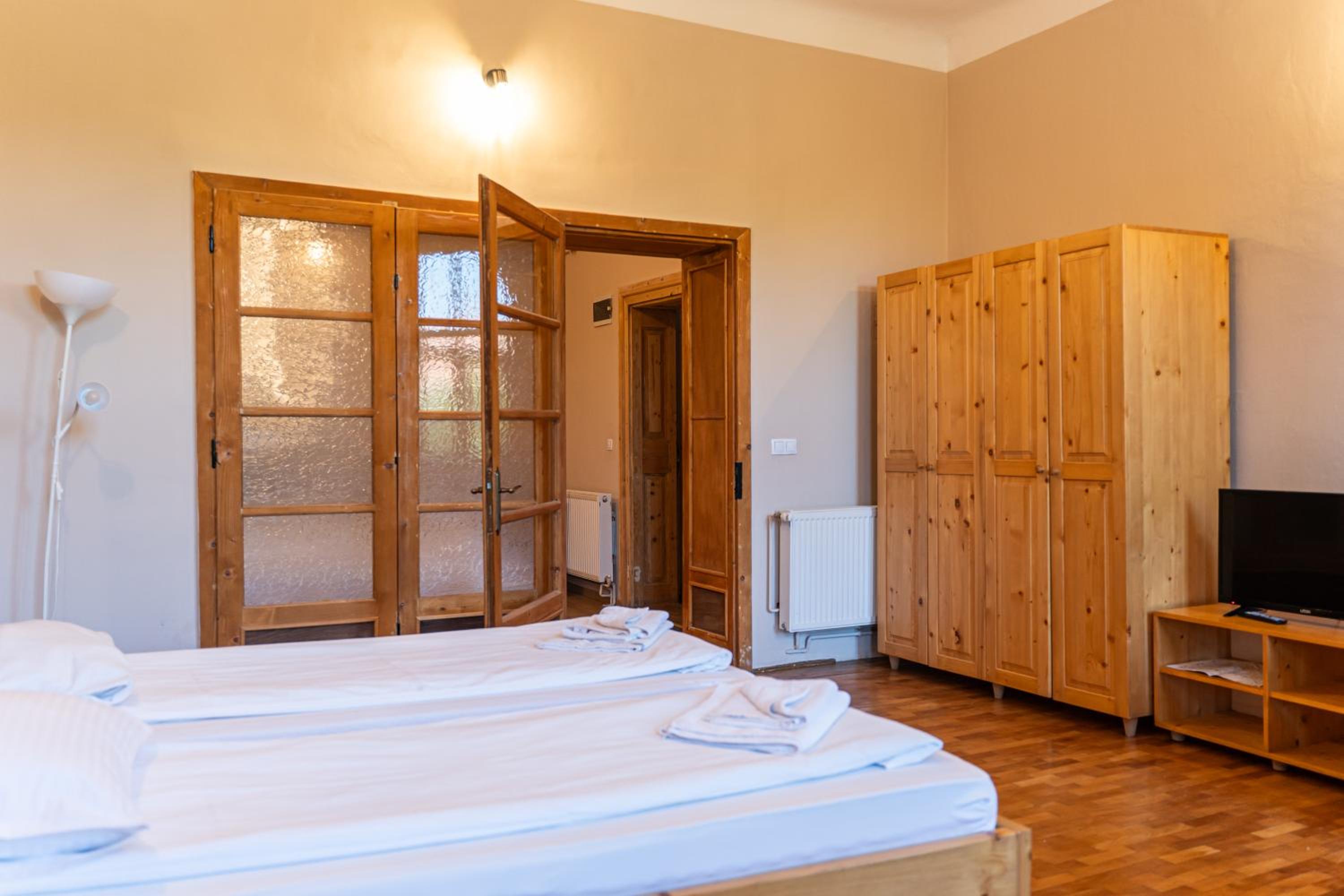 Suite - Photo 4