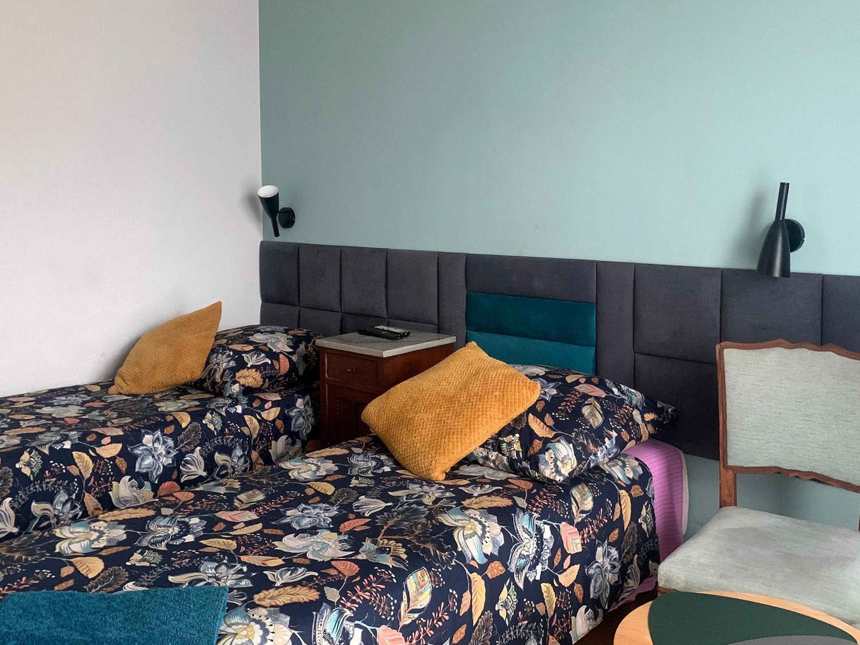 Twin Room - Photo 1