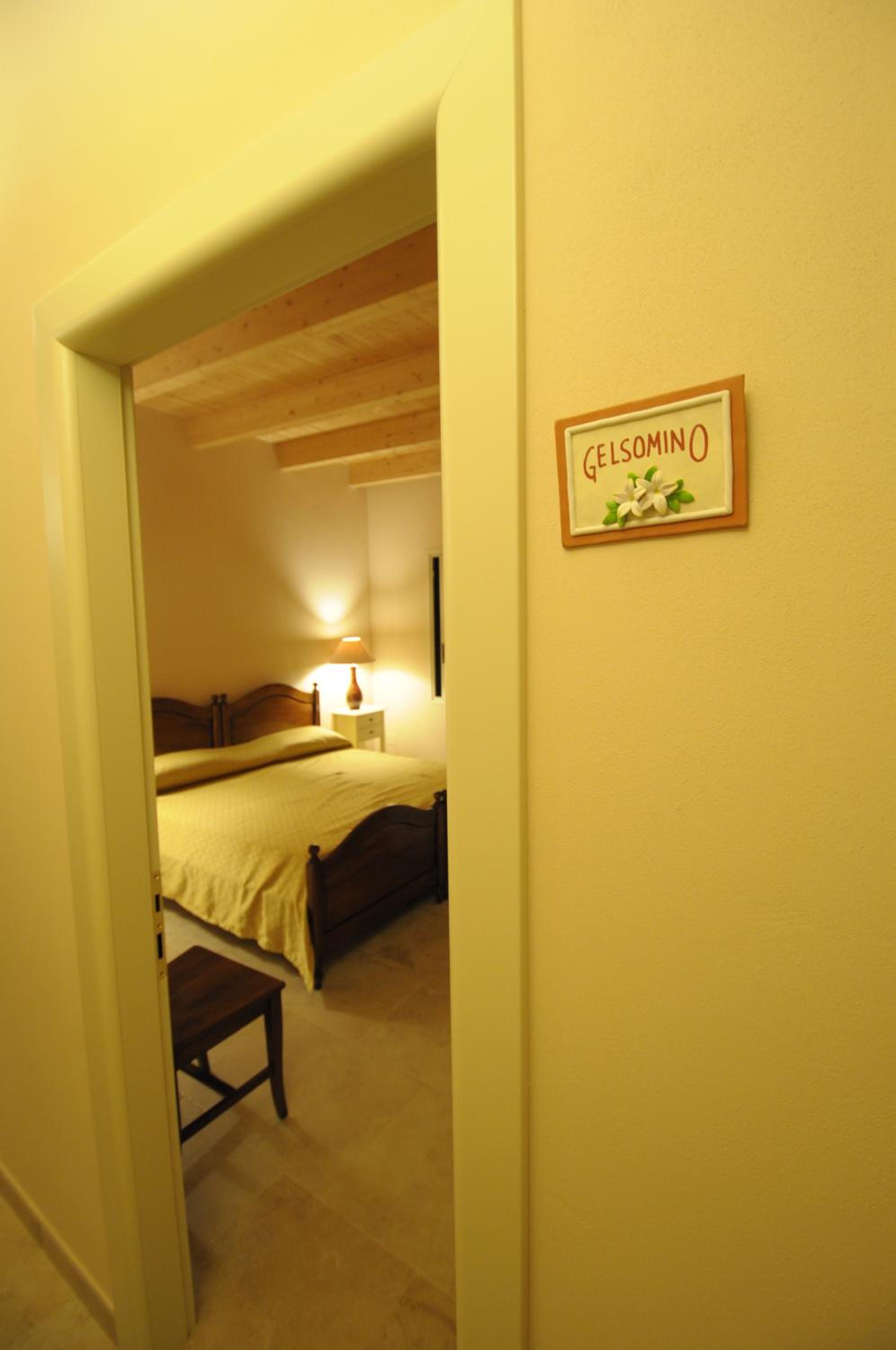 Small Double Room photo 1