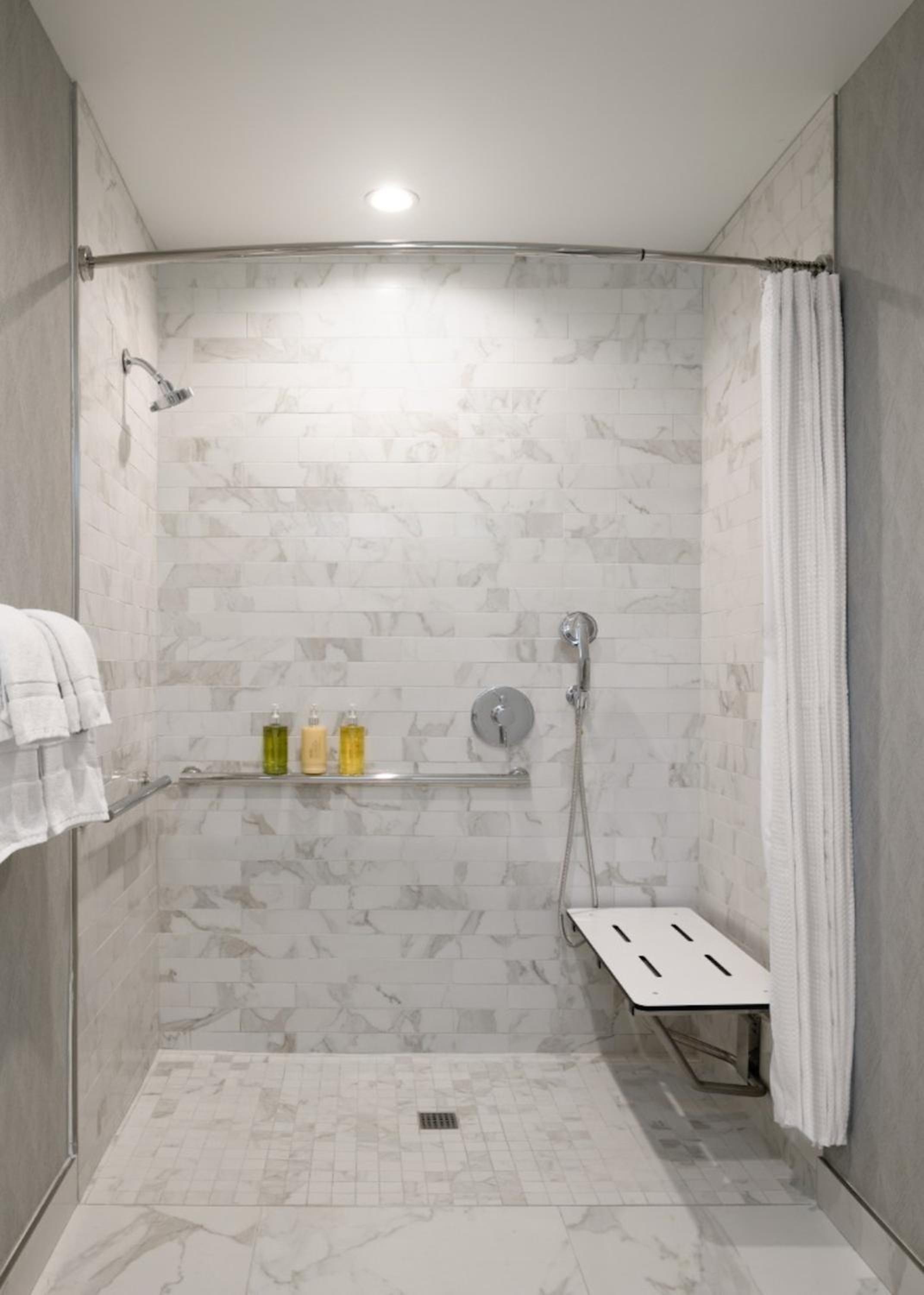 ADA One Bedroom Residence thumbnail 5