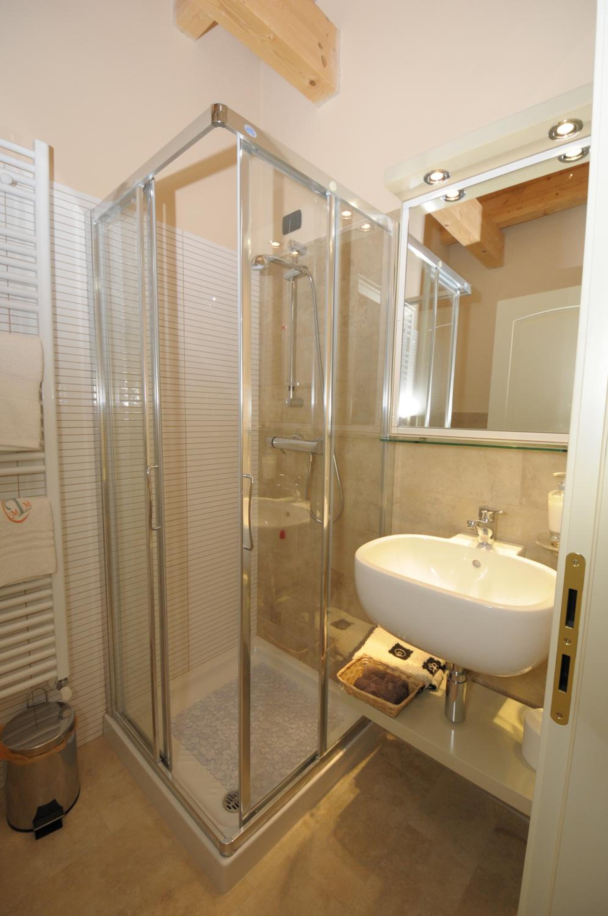 Small Double Room photo 2