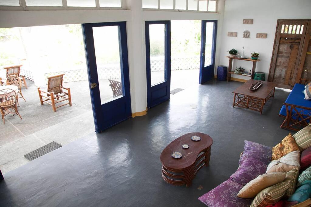 Villa photo 2