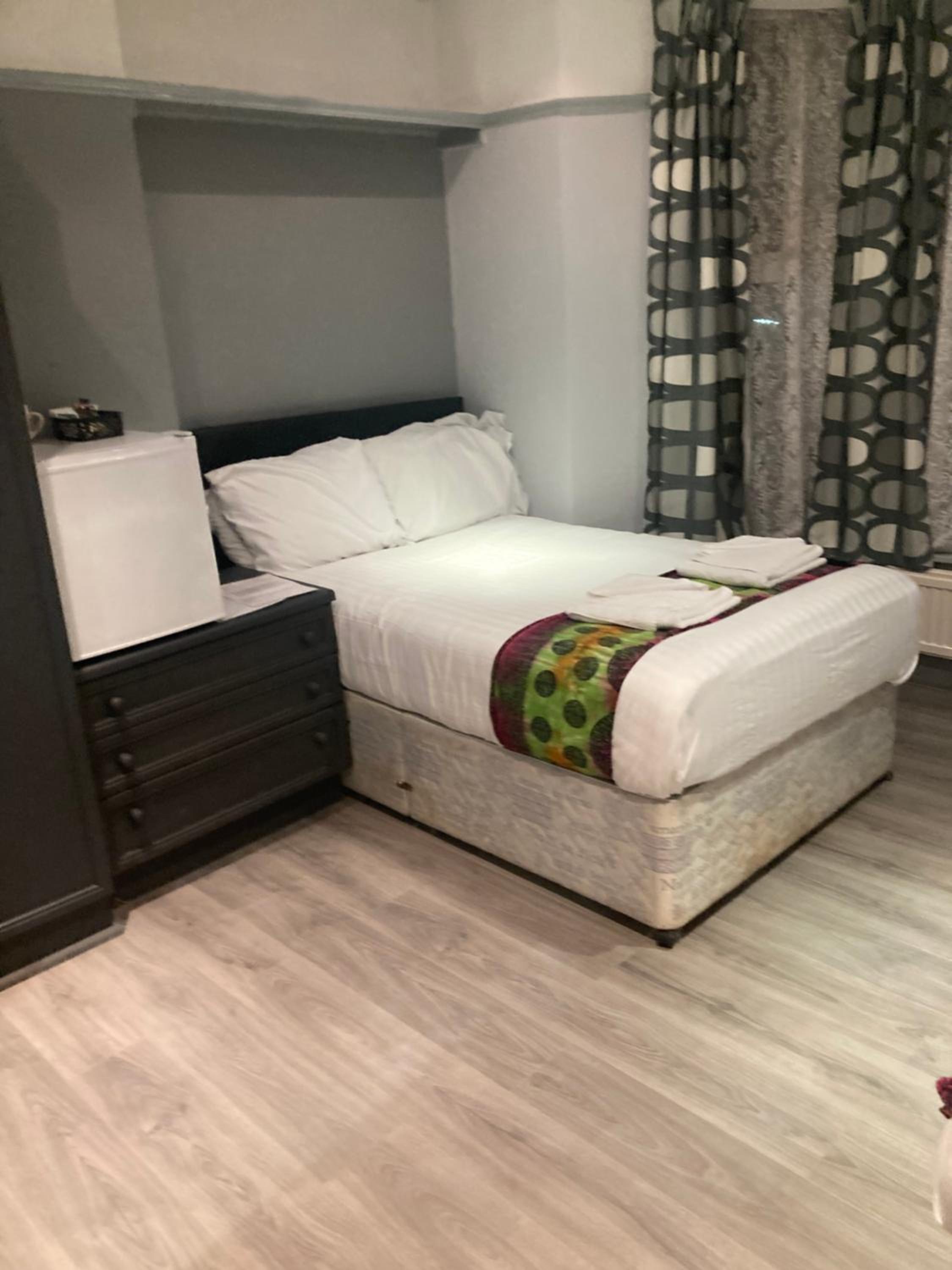 Family Room - Photo 8