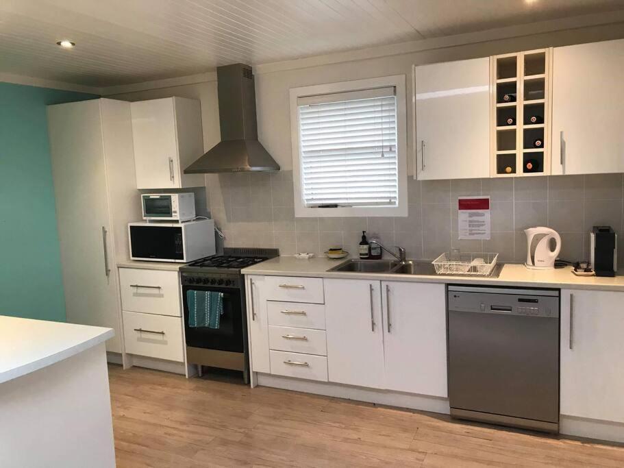 Two-Bedroom House photo 2