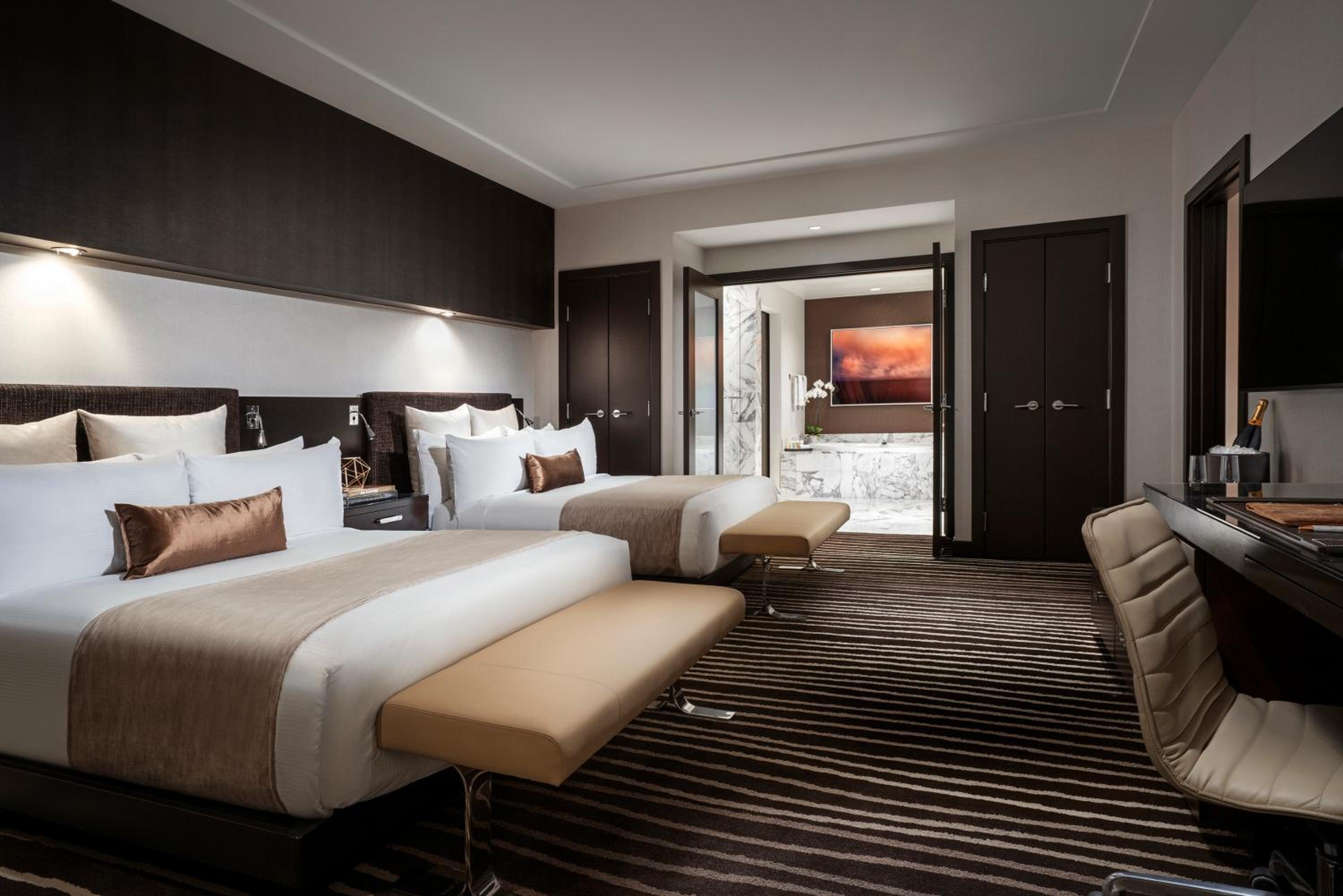 Signature Suite - 2 Queen Beds