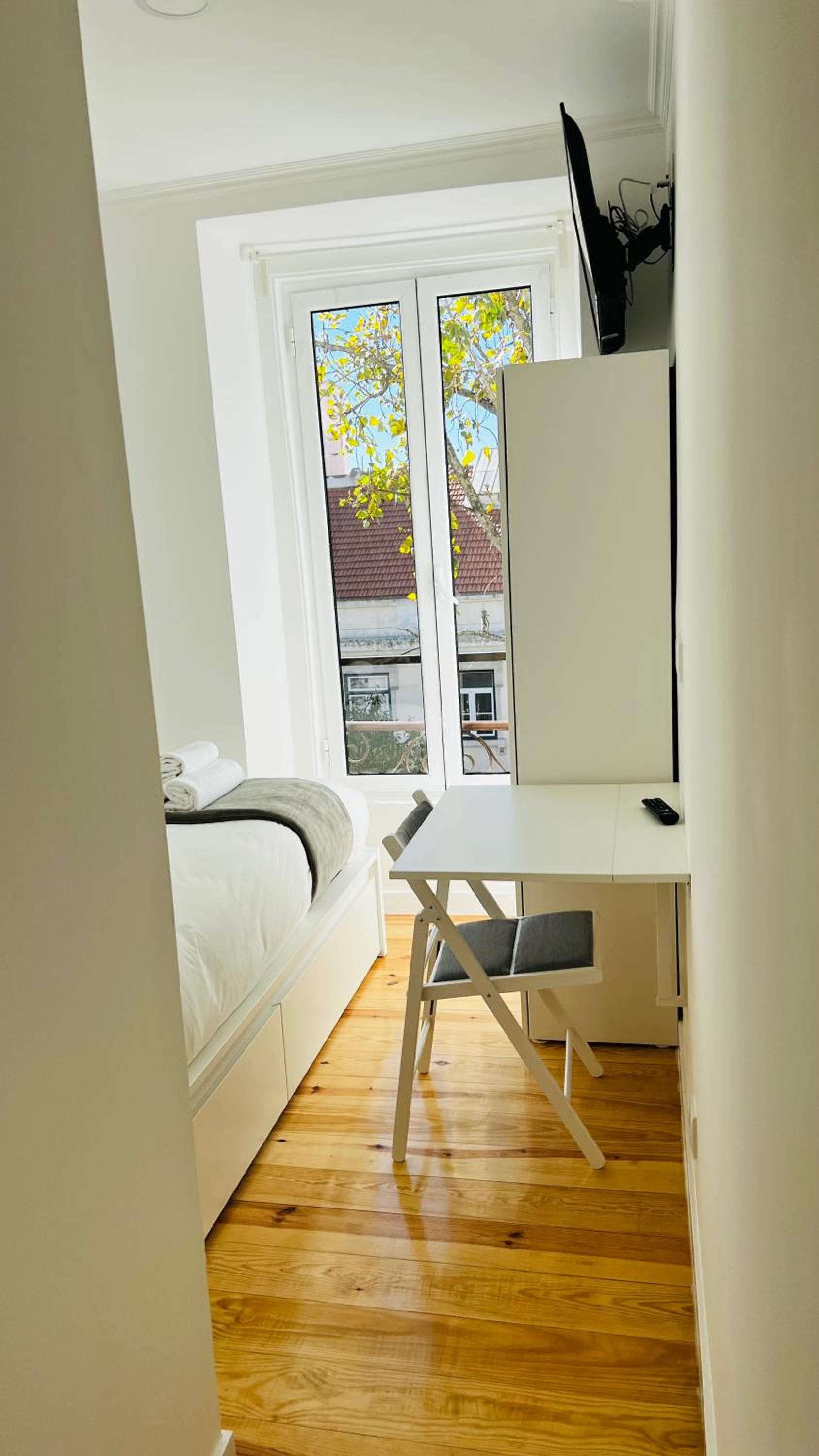 Single Room With Private Bathroom