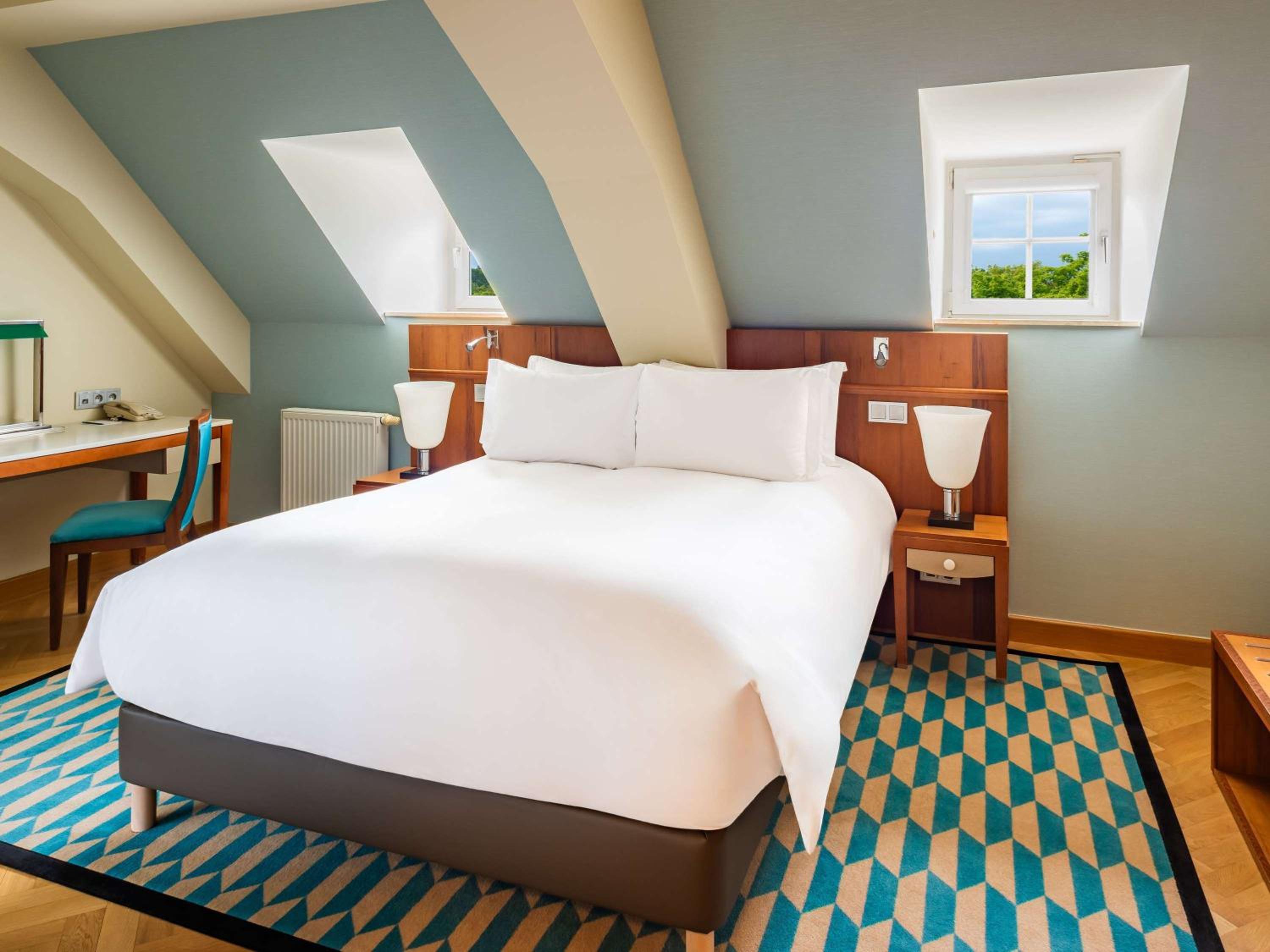 Classic Attic Double Room - Park Side
