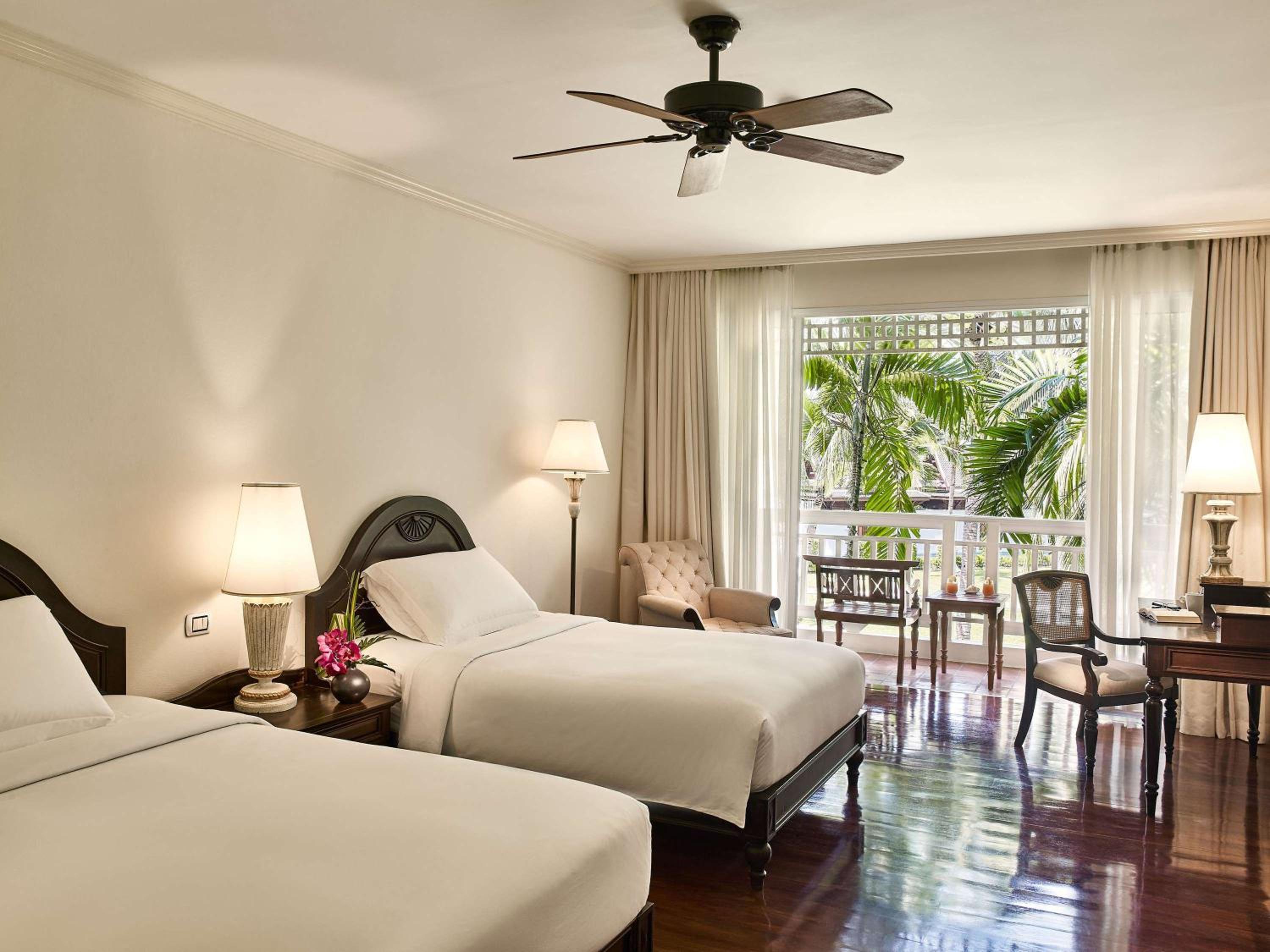Superior Twin Room with Balcony - Photo 1
