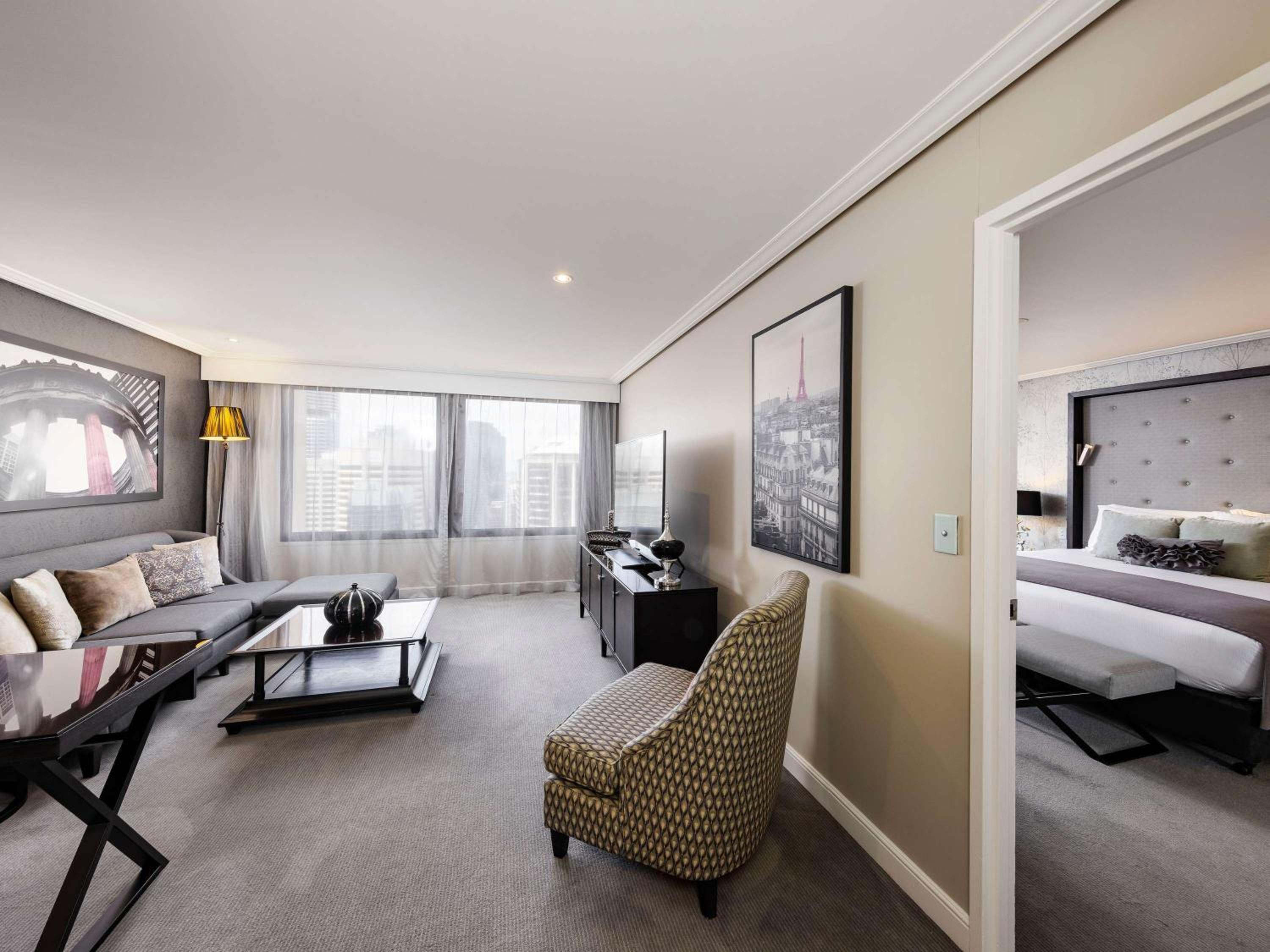 PREMIER SUITE King Bed, Separate Lounge, City View, Premium Bath - Photo 8