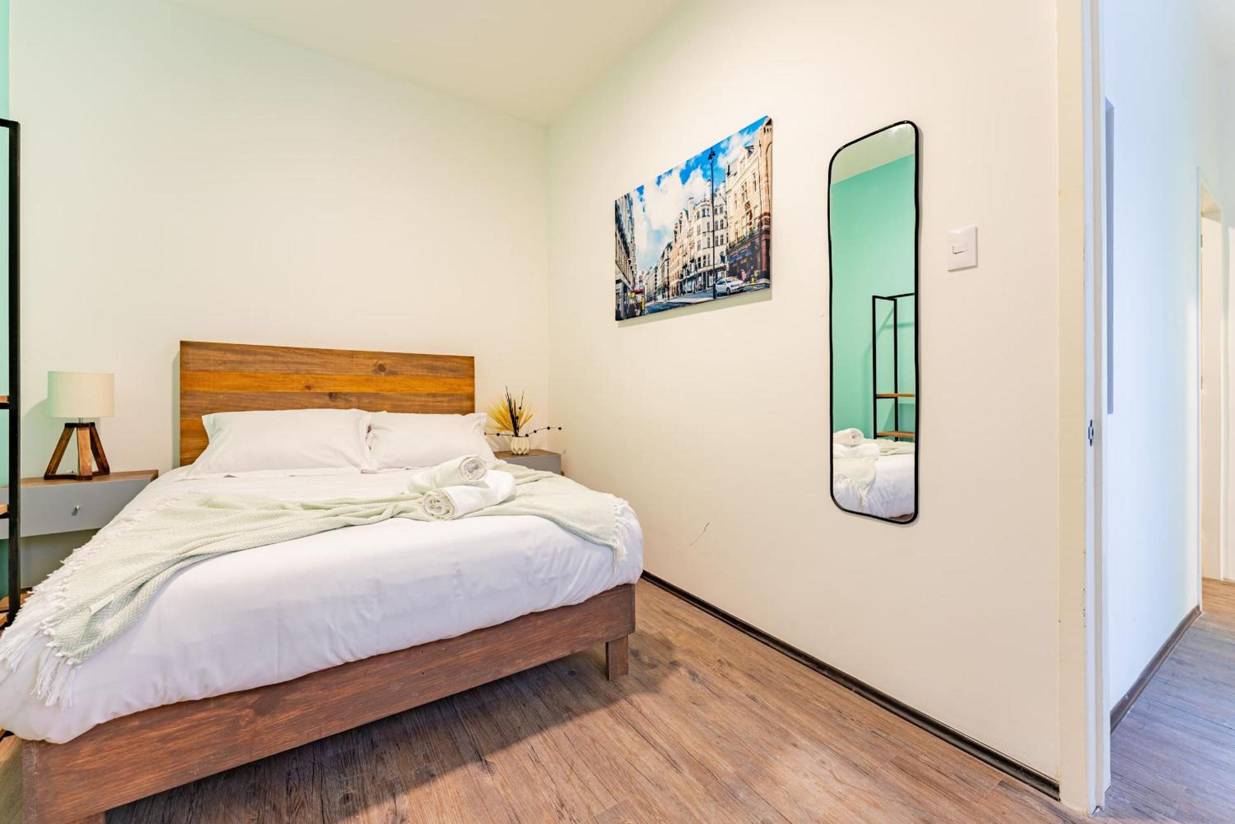 Deluxe Apartment - Photo 4