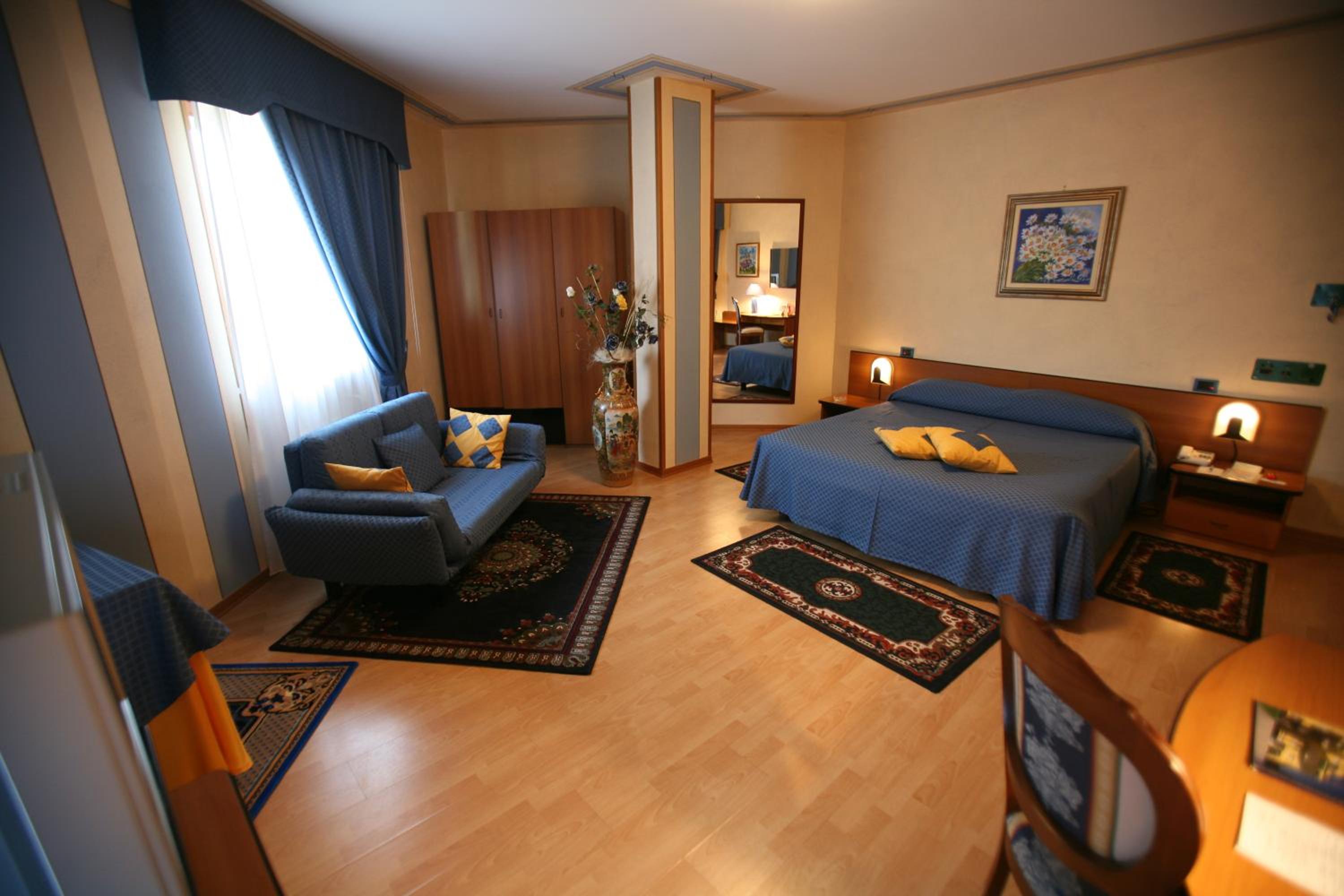 Superior Double Room - Photo 2