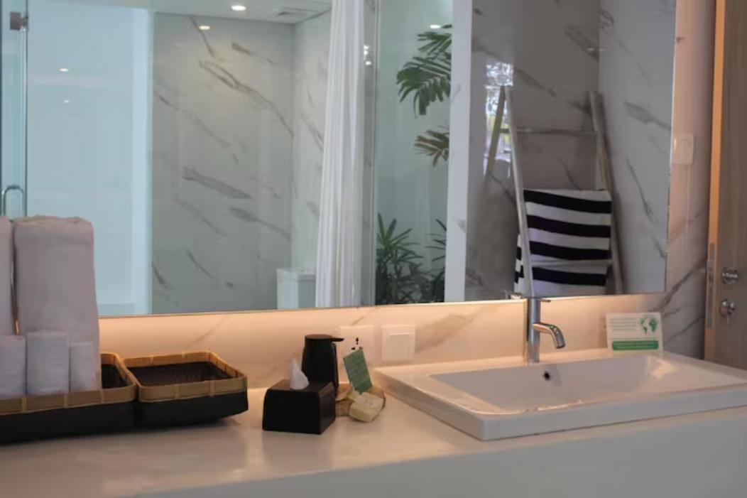 Two-Bedroom Villa - Photo 18
