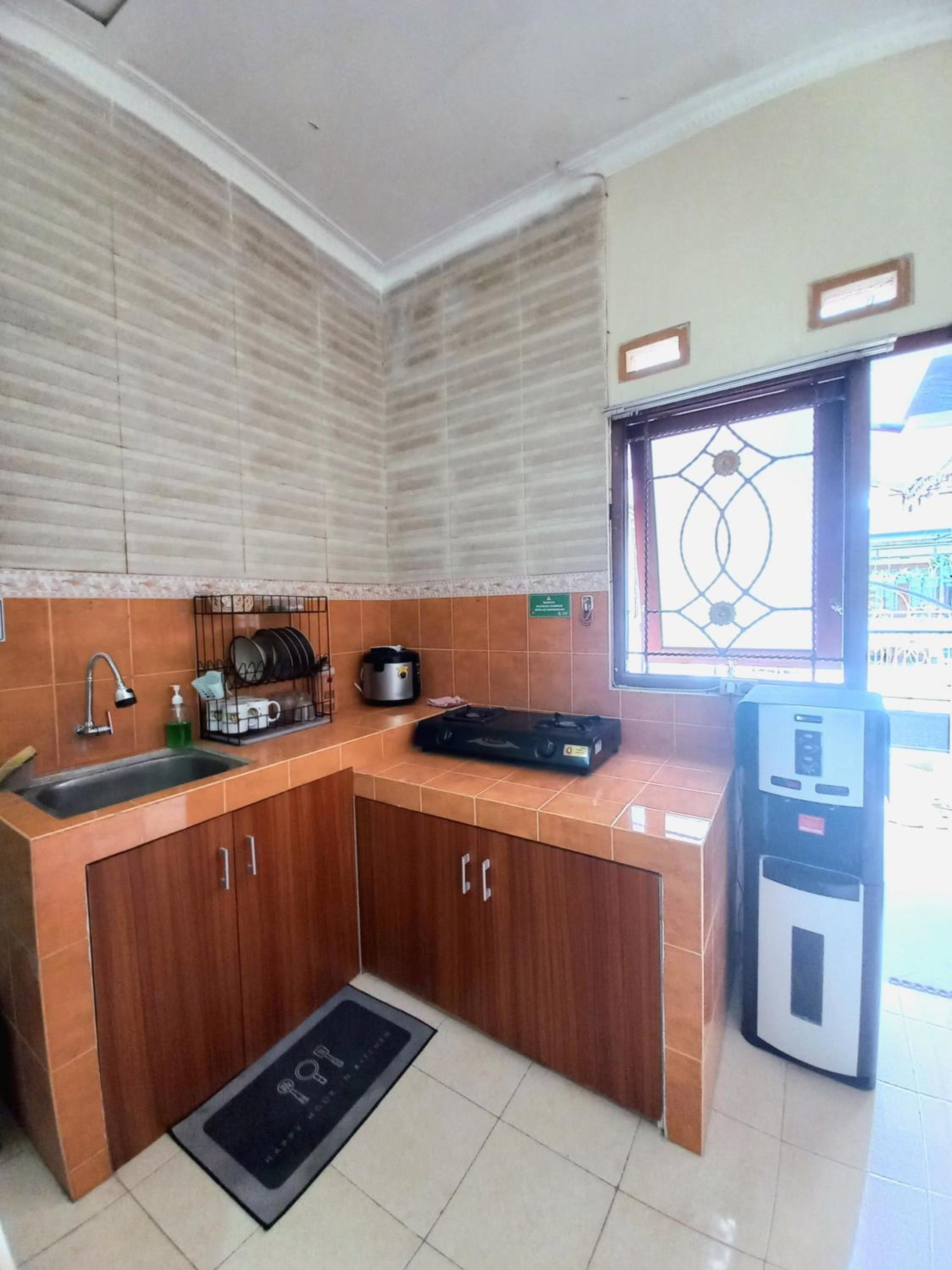 Two-Bedroom House - Photo 6