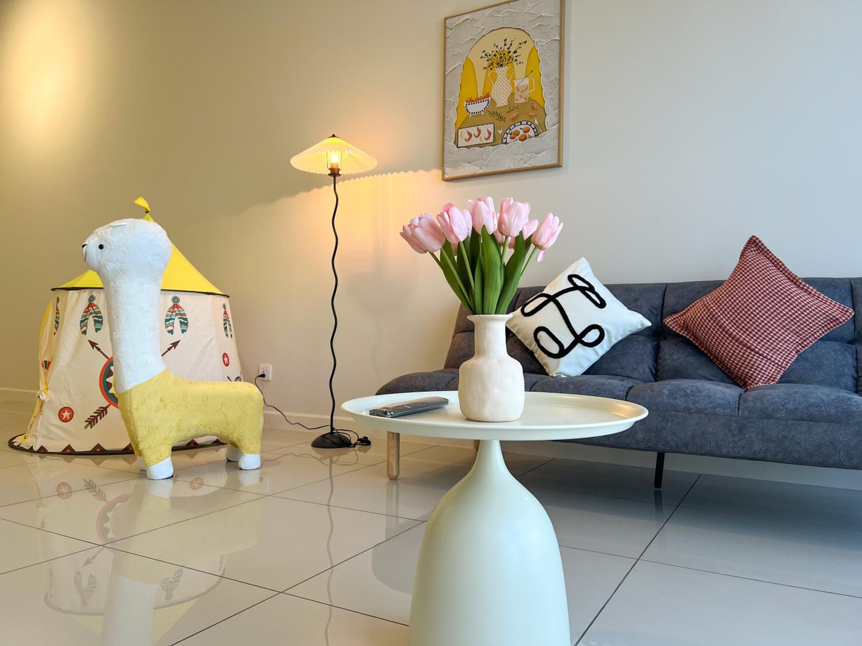 Three-Bedroom Apartment photo 1