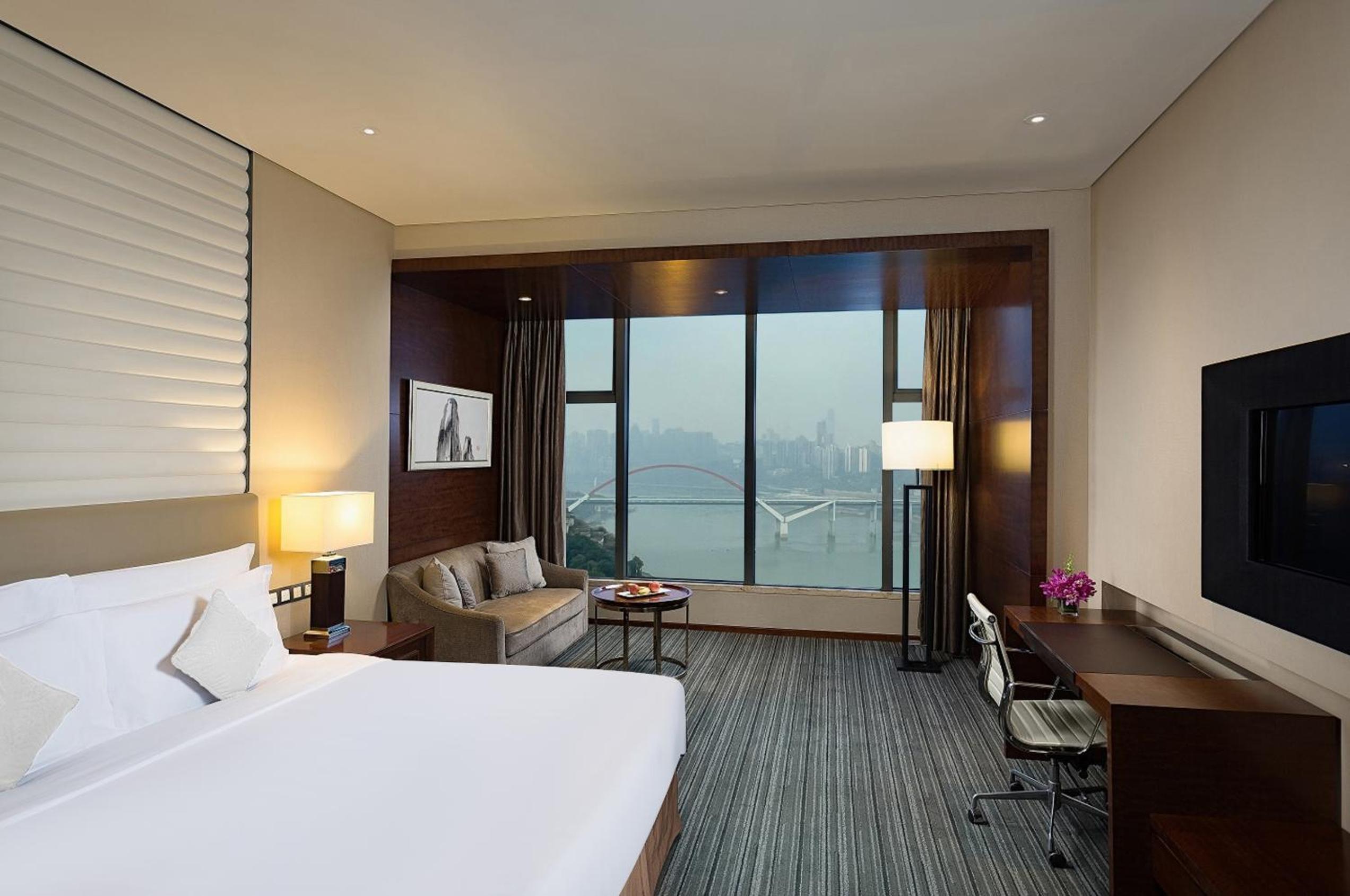 Premium Room with Yangtze River View - Photo 2