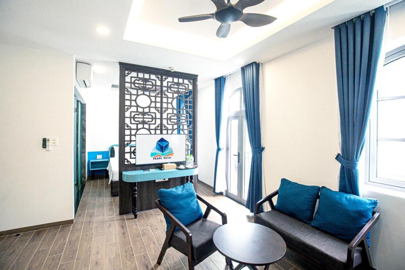 Family Room - Photo 1