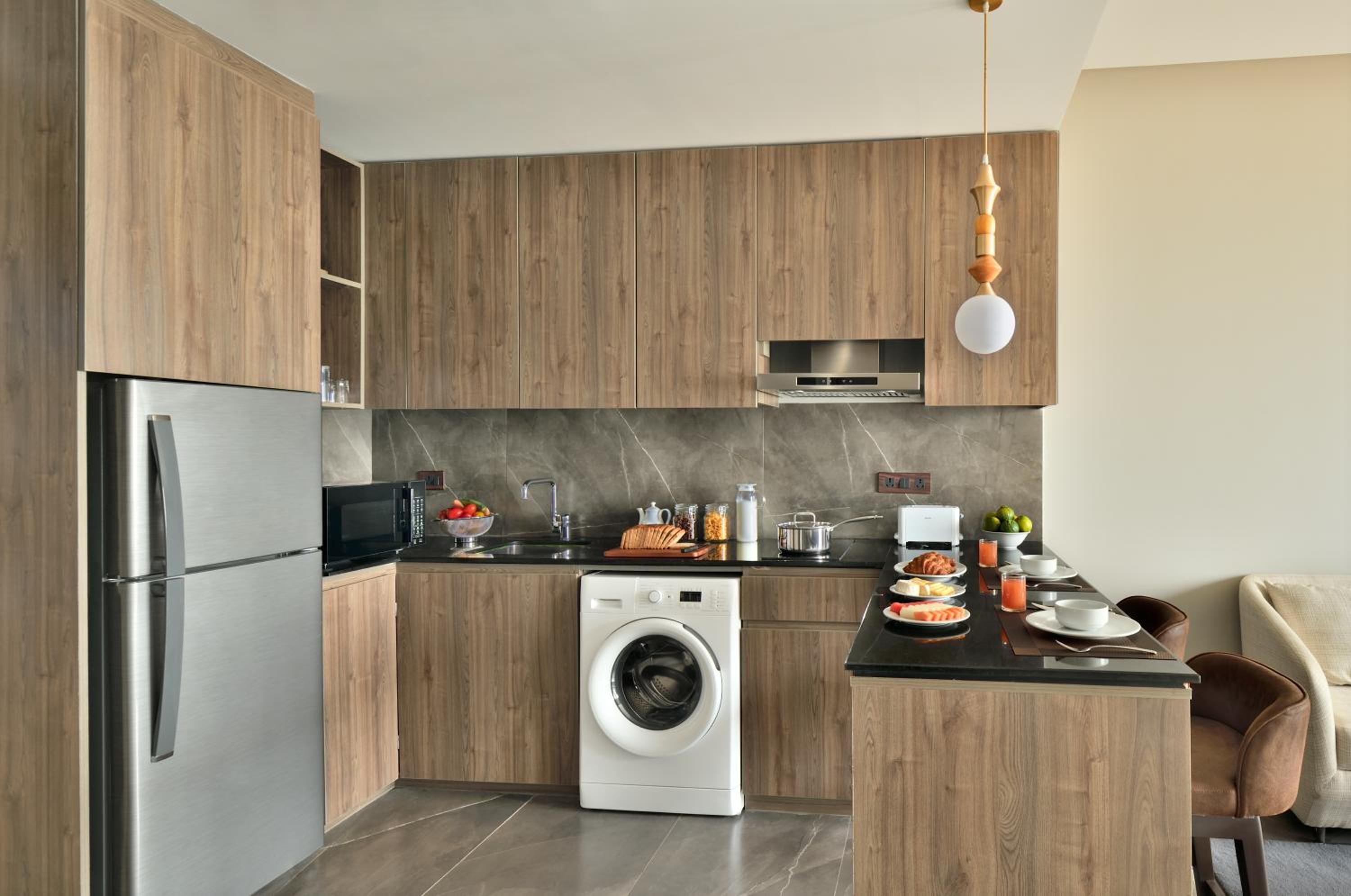 One Bedroom Executive - Photo 6