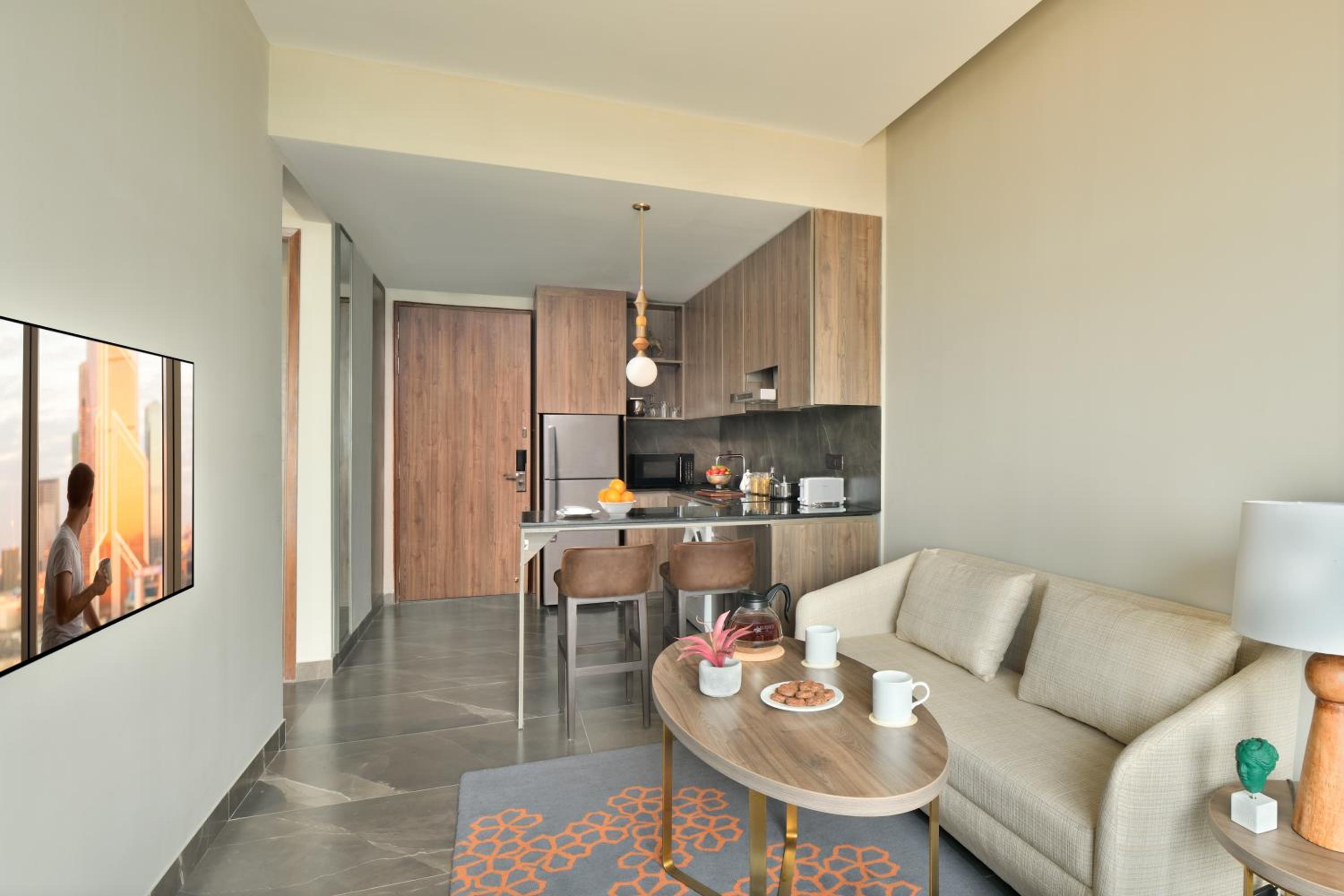 One Bedroom Executive - Photo 7
