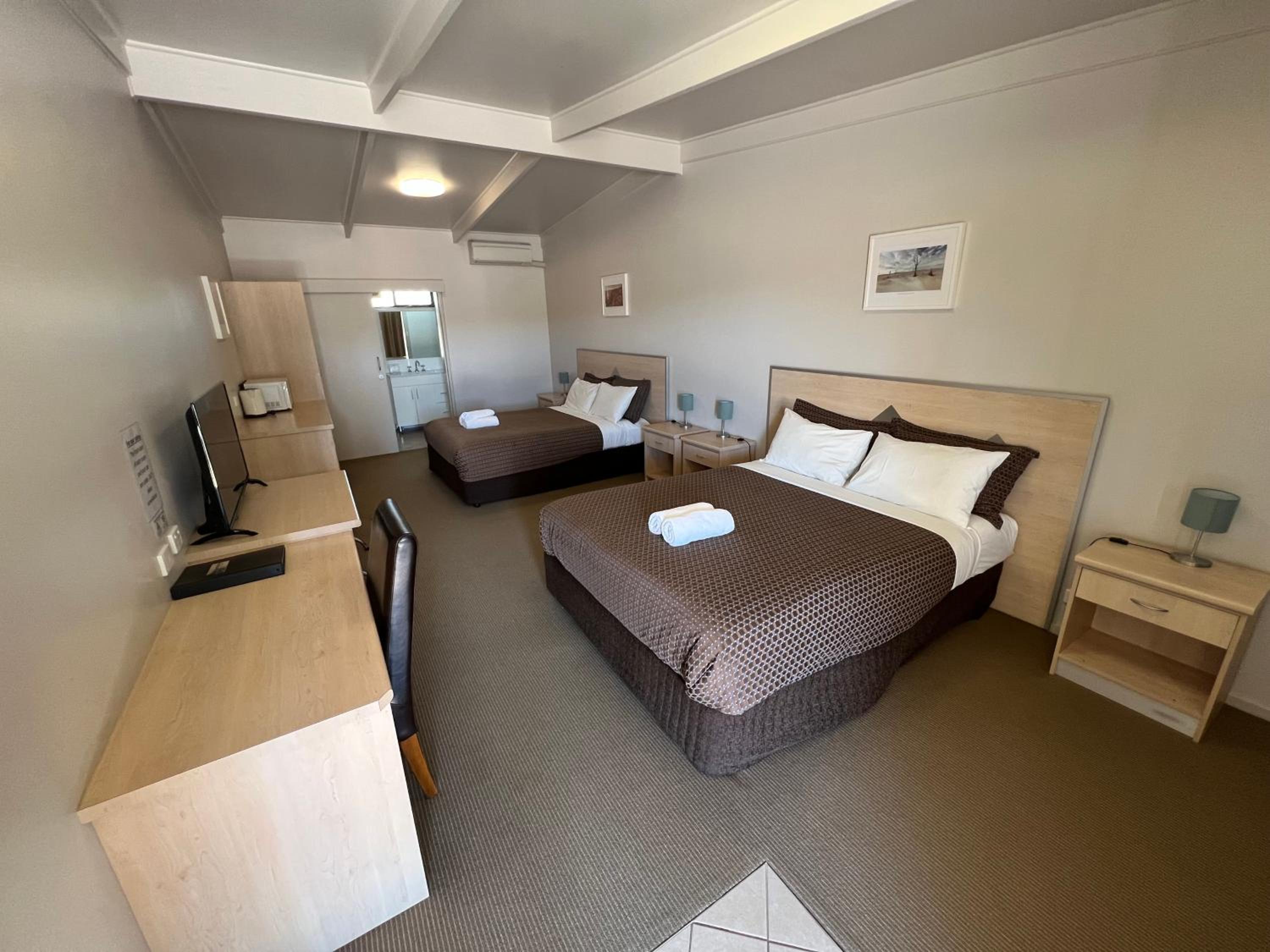 Large Twin Room
