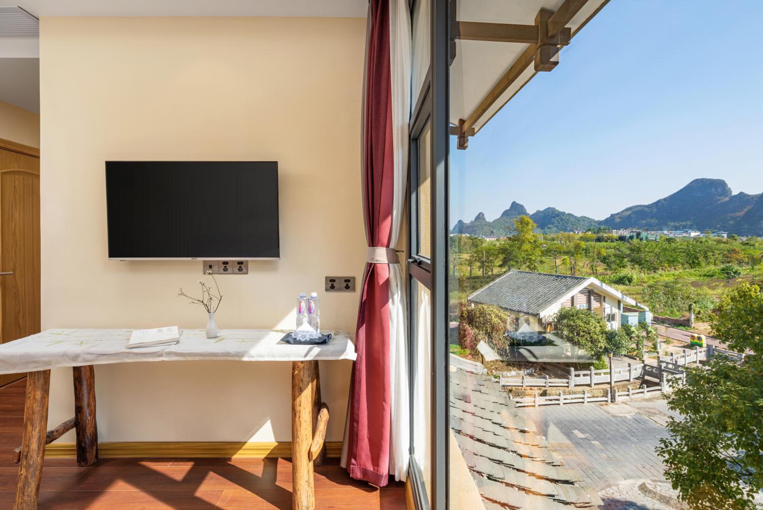 Double Room with Mountain View photo 3