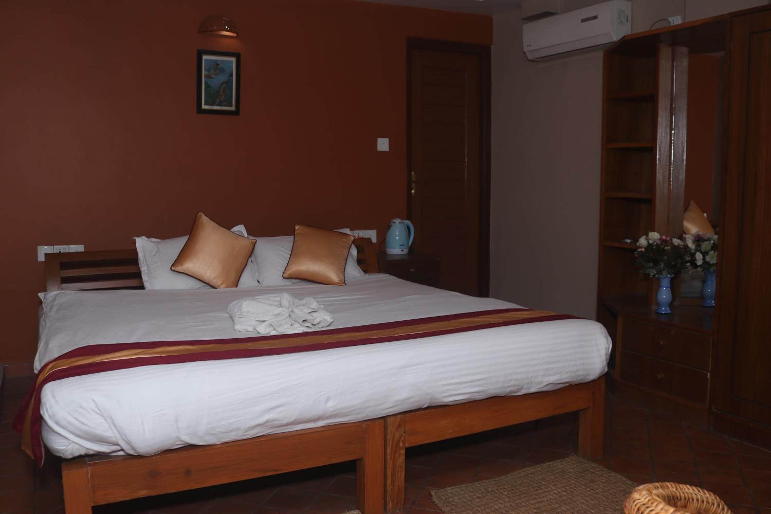 Standard Double Room - Photo 3