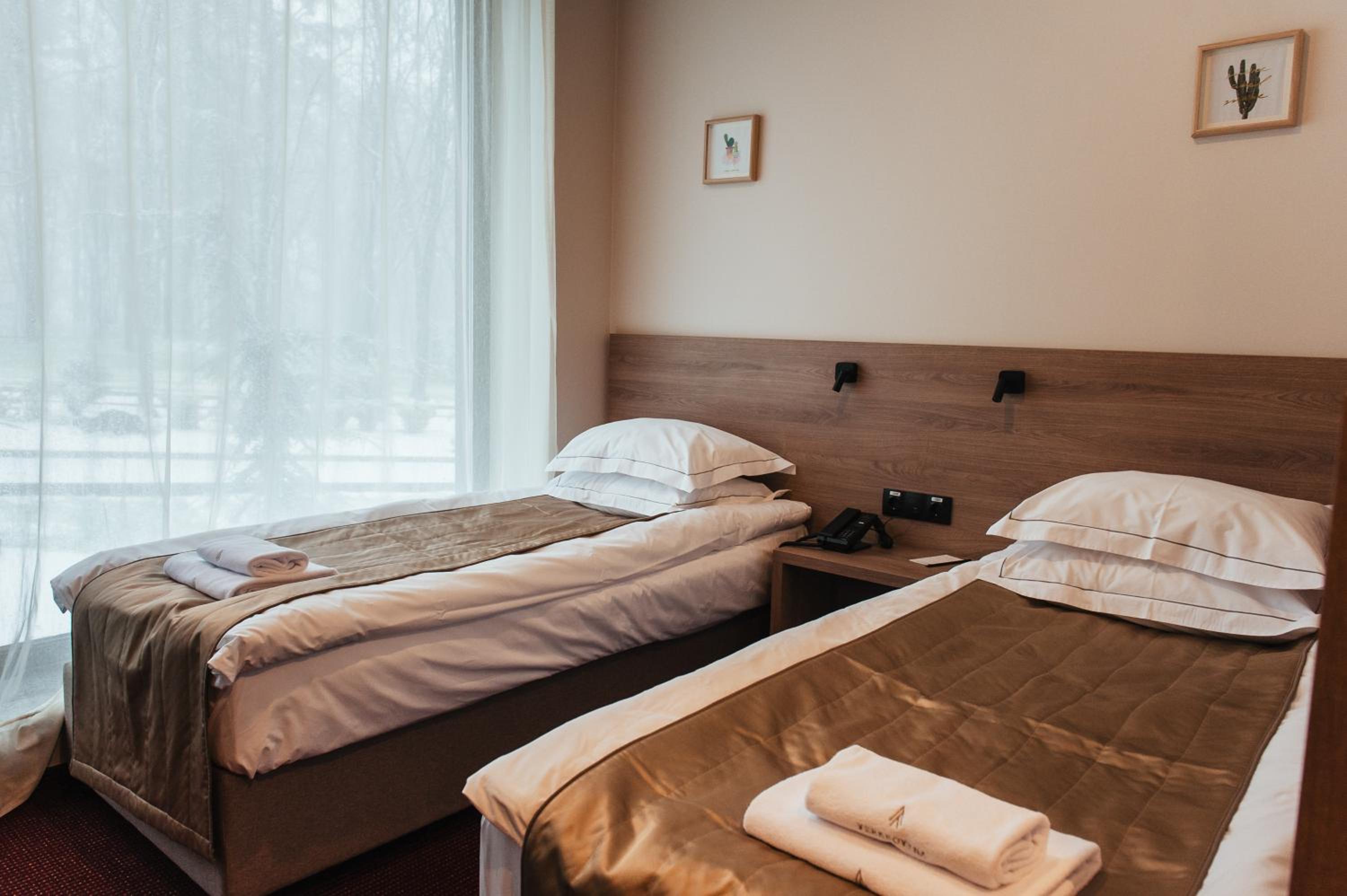 Budget Twin Room photo 2