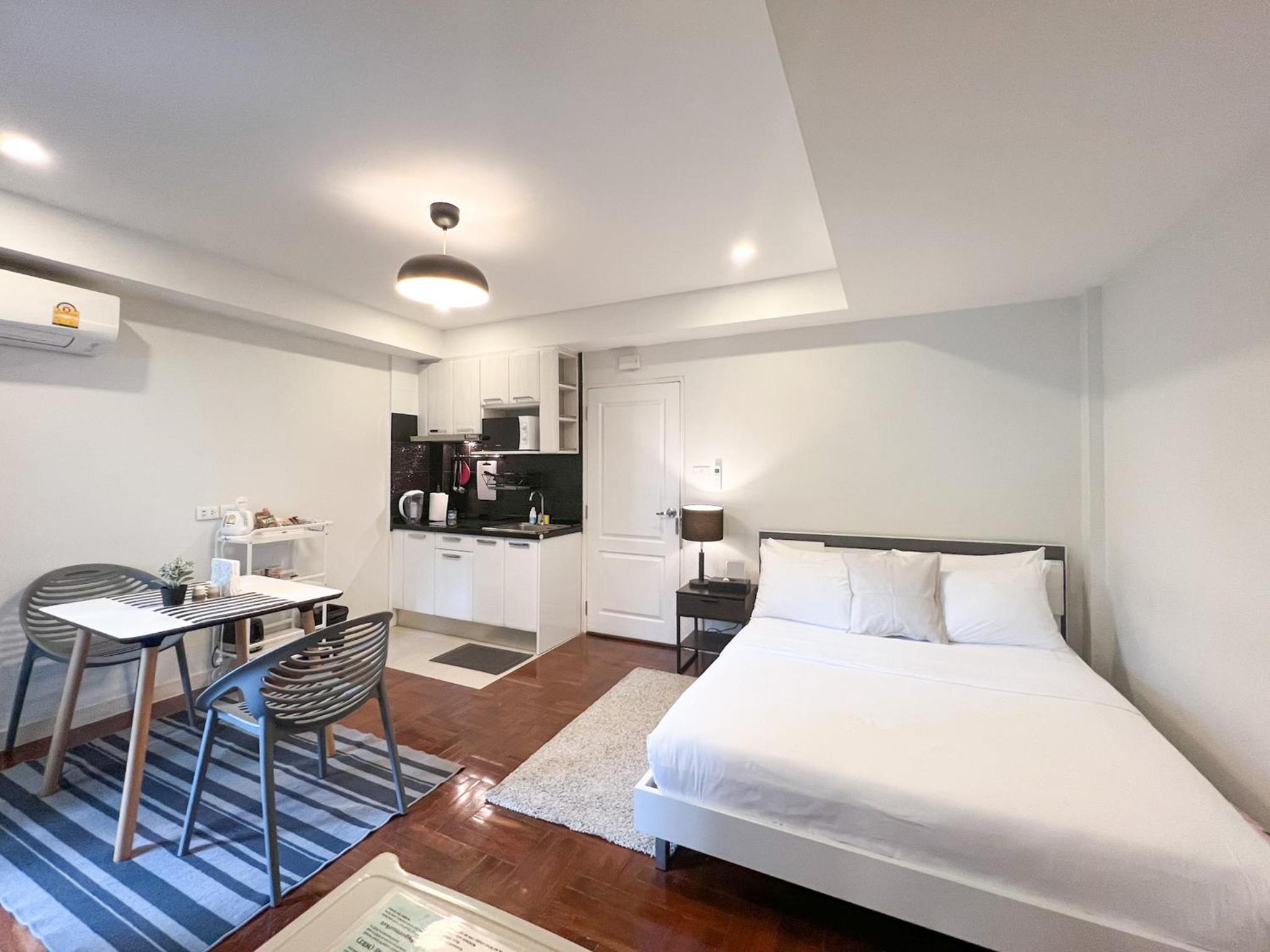 Penthouse Apartment photo 2