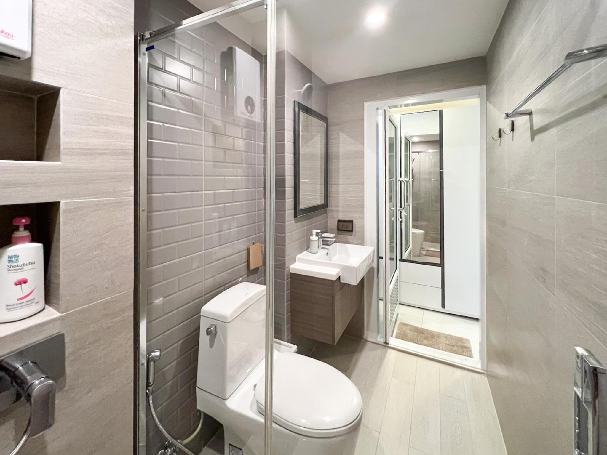 Studio Apartment photo 2