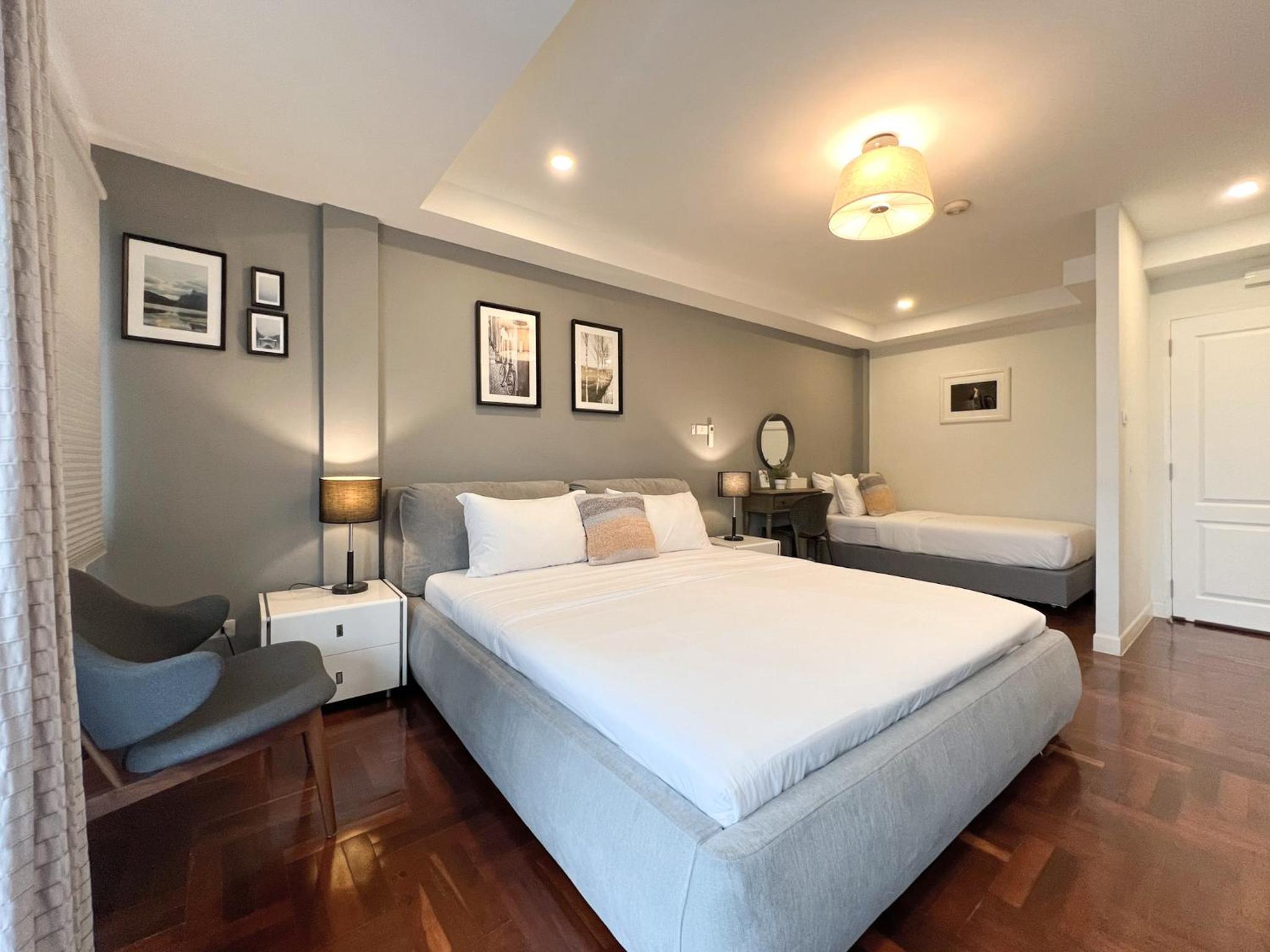 Studio Apartment photo 1