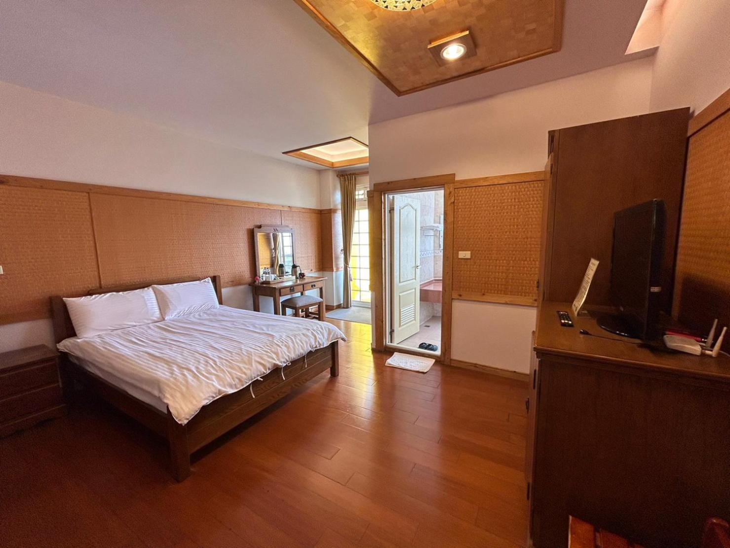 Standard Double Room - Photo 1