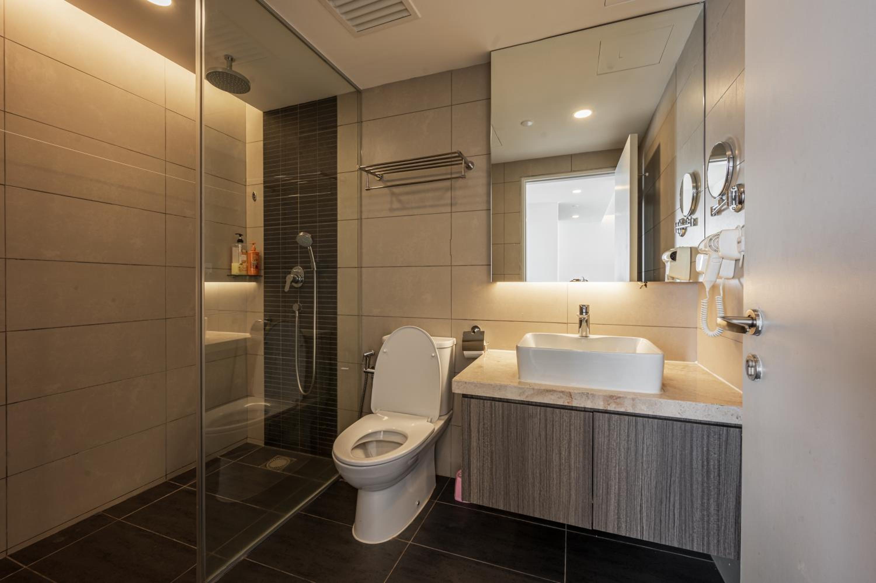 Executive Suite photo 3