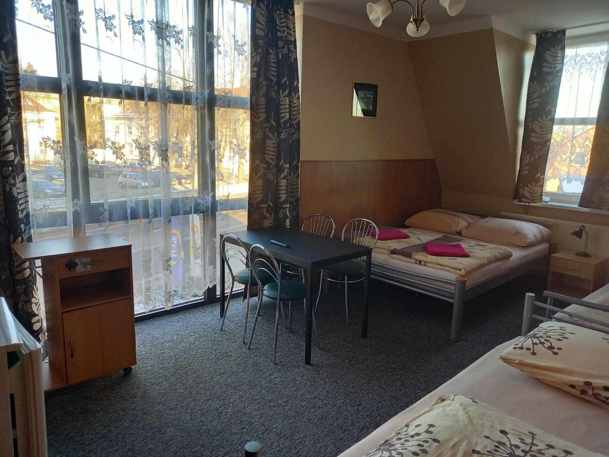 Quadruple Room with Private Bathroom photo 2