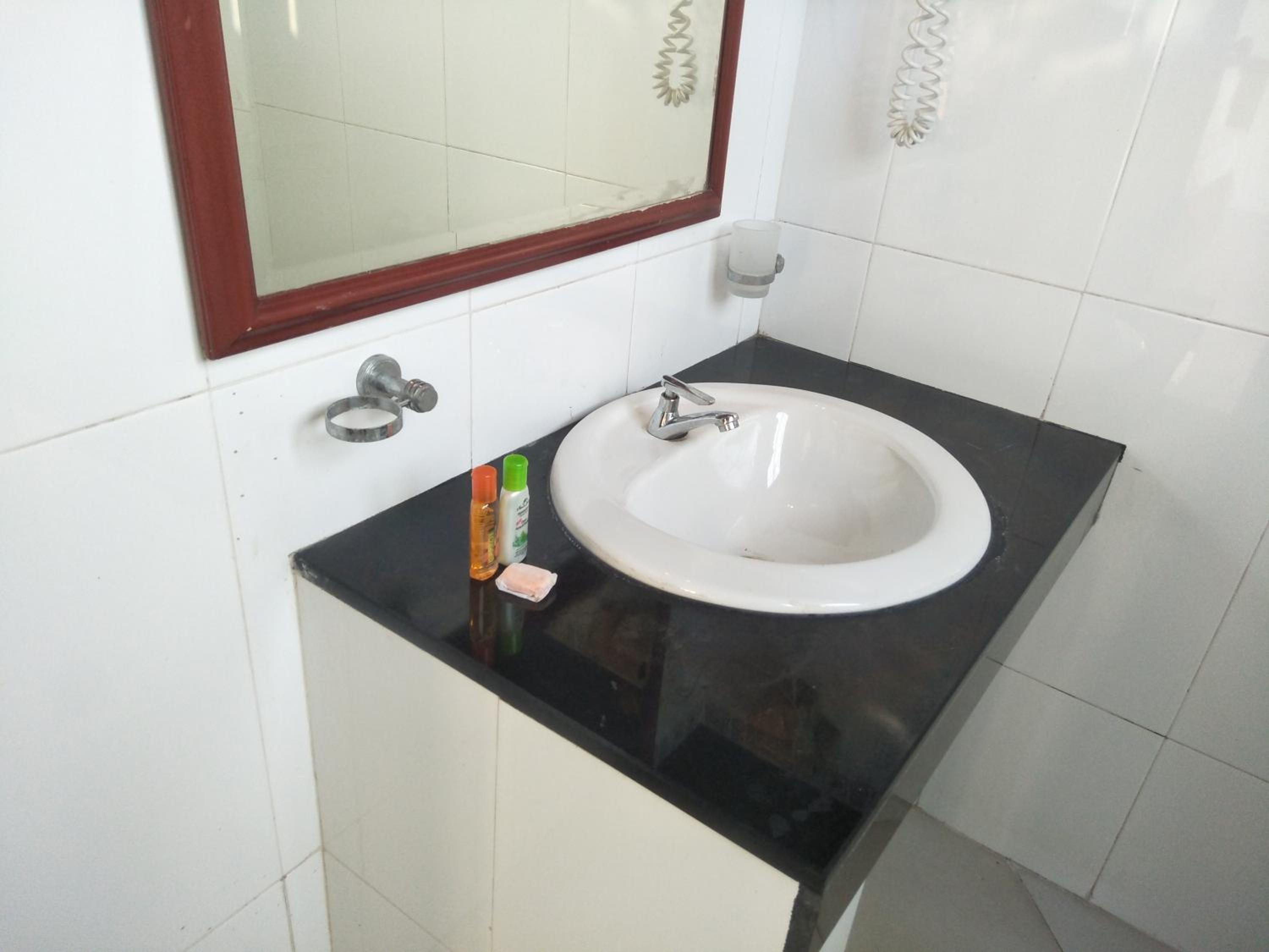 Budget Double Room photo 2