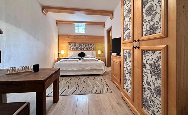 Deluxe Double Room - Photo 1