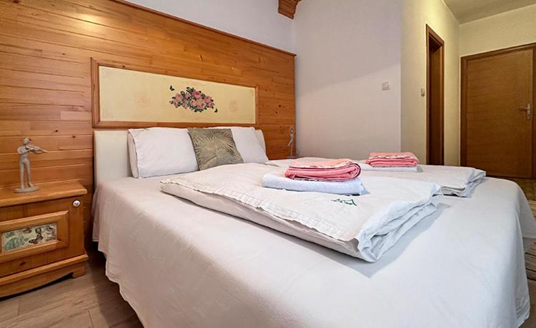 Deluxe Double Room - Photo 2