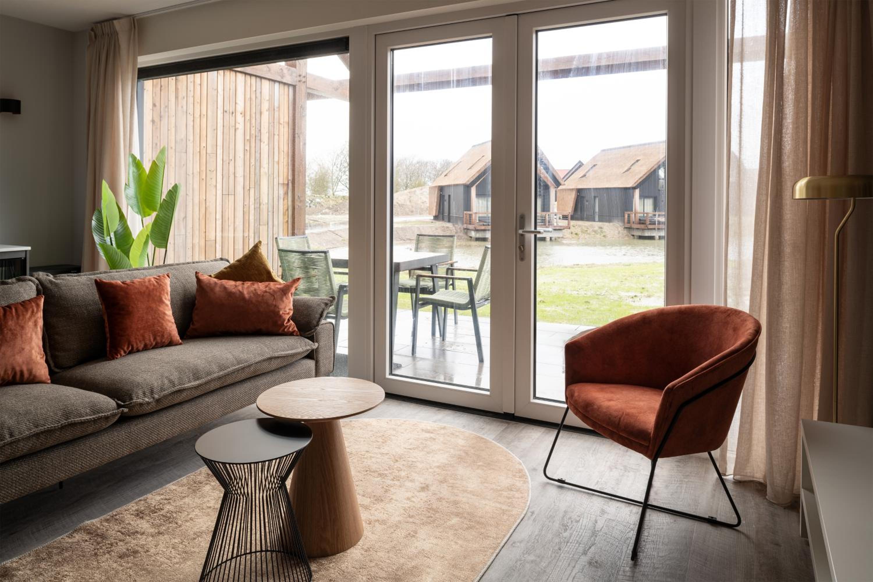 Two-Bedroom House - Photo 9