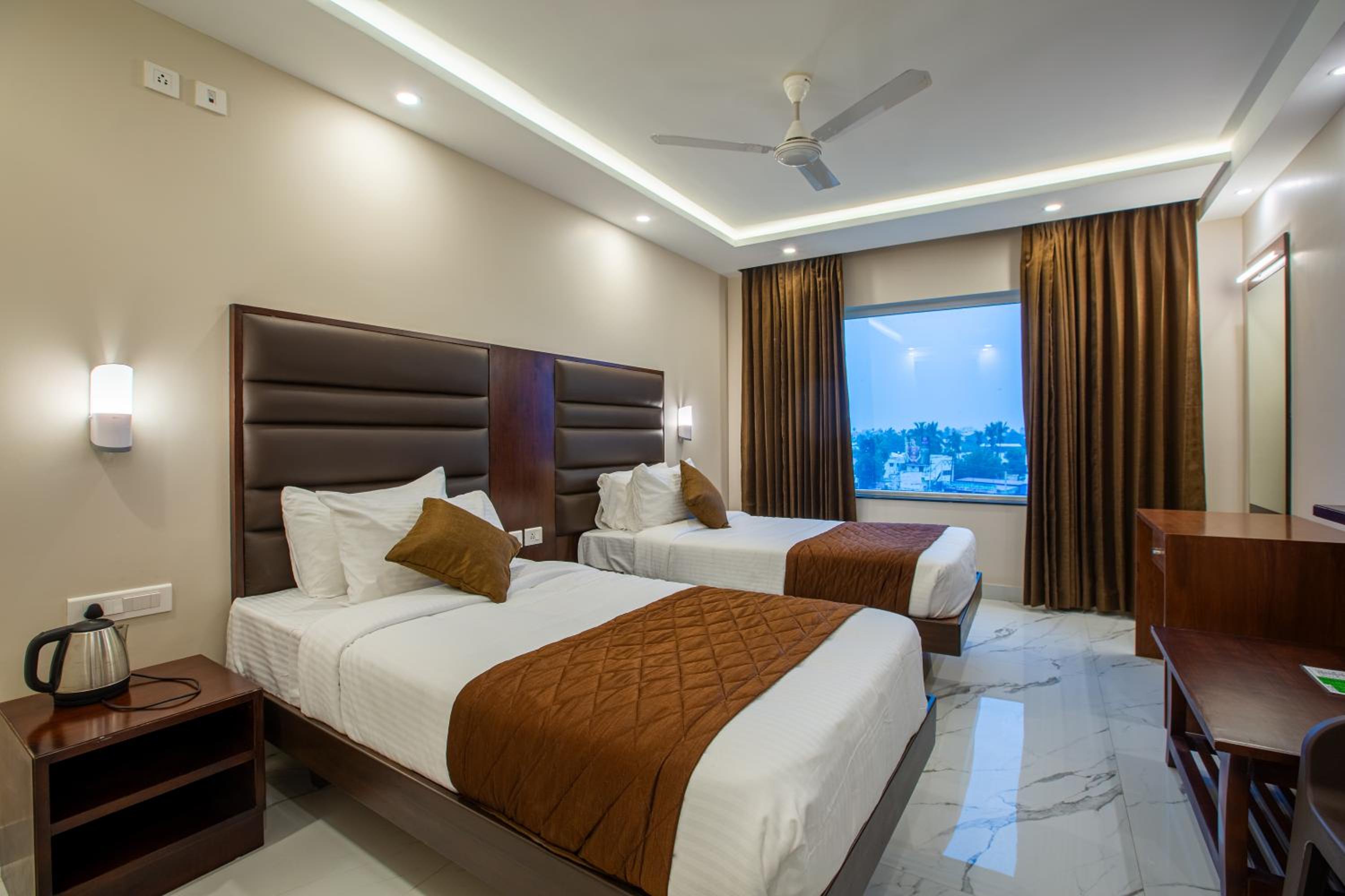 Deluxe Twin Room