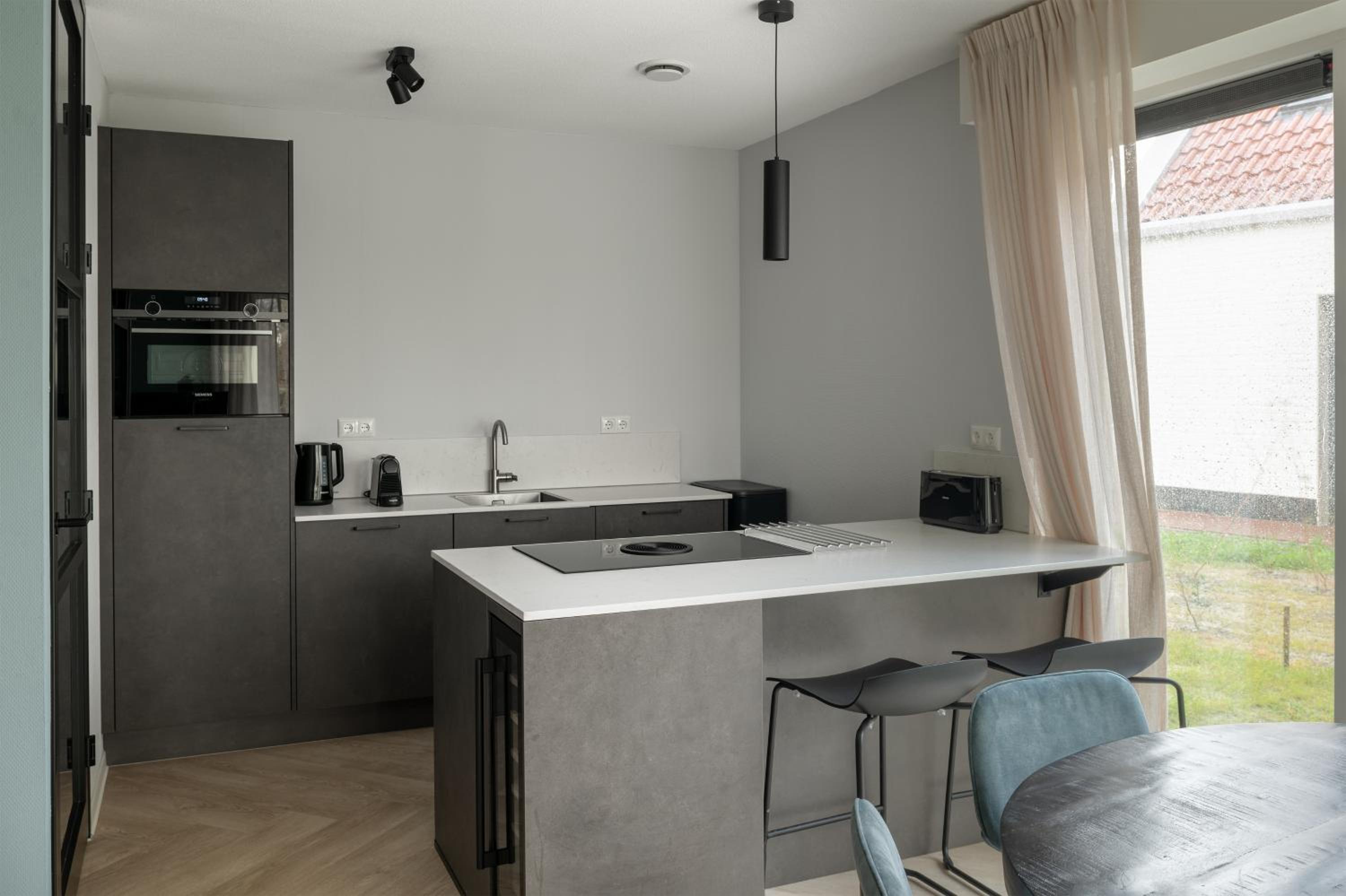 Three-Bedroom House - Photo 3