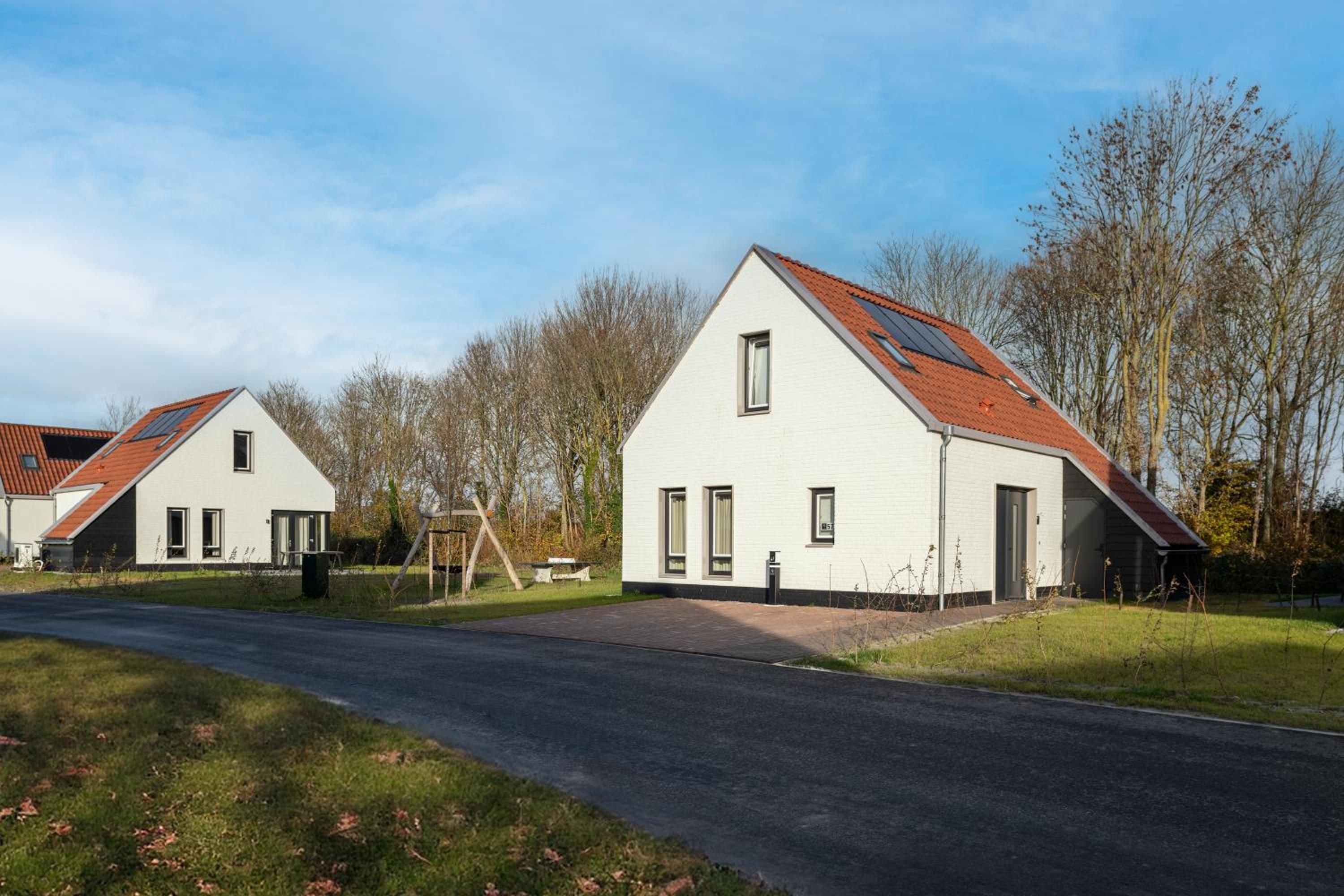 Three-Bedroom House - Photo 8