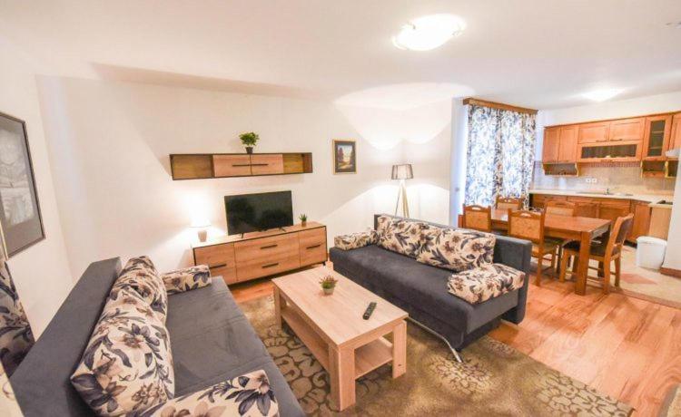 One-Bedroom Apartment - Photo 7