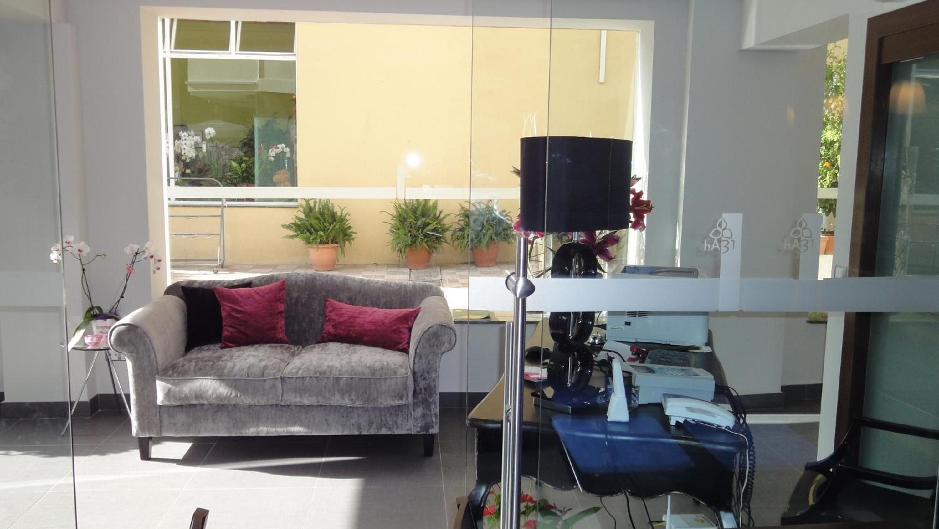Double Room - Photo 6