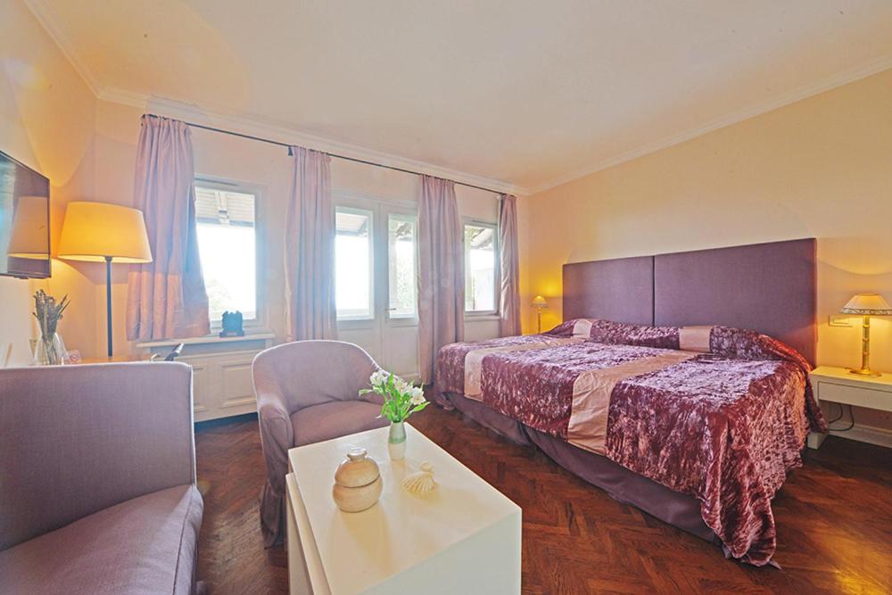 Standard Twin Room with Balcony photo 3