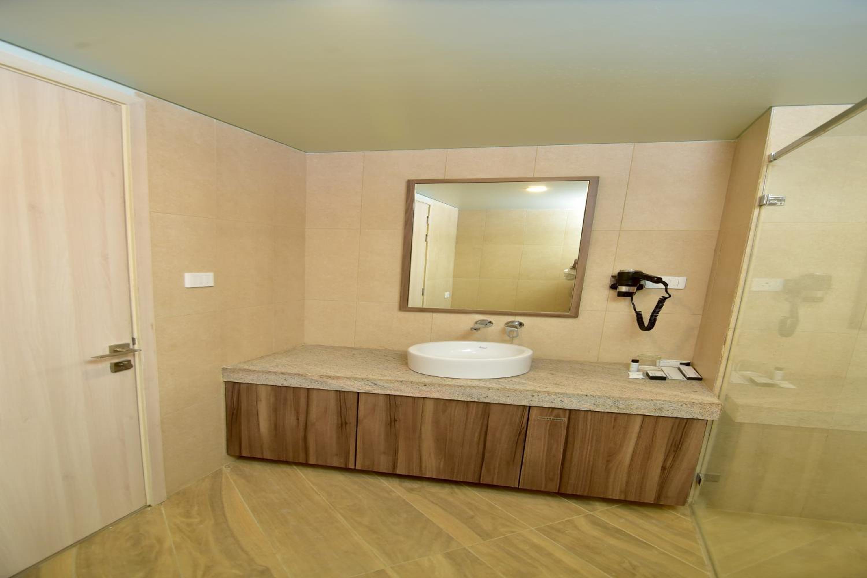 1 Bedroom, and Living room Golf View 813 sqft, 2 X Ensuite at Iconic 1 Bedroom, and Living room Golf View 813 sqft, 2 X Ensuite at Iconic